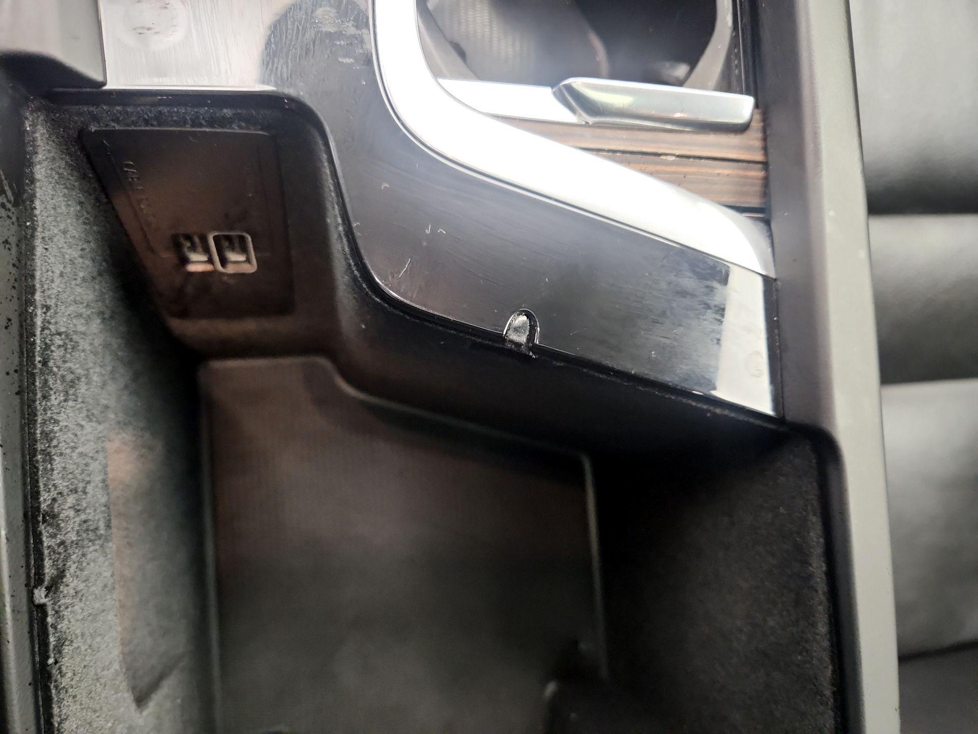 Thumbnail: 2021 Volvo XC60 - 18