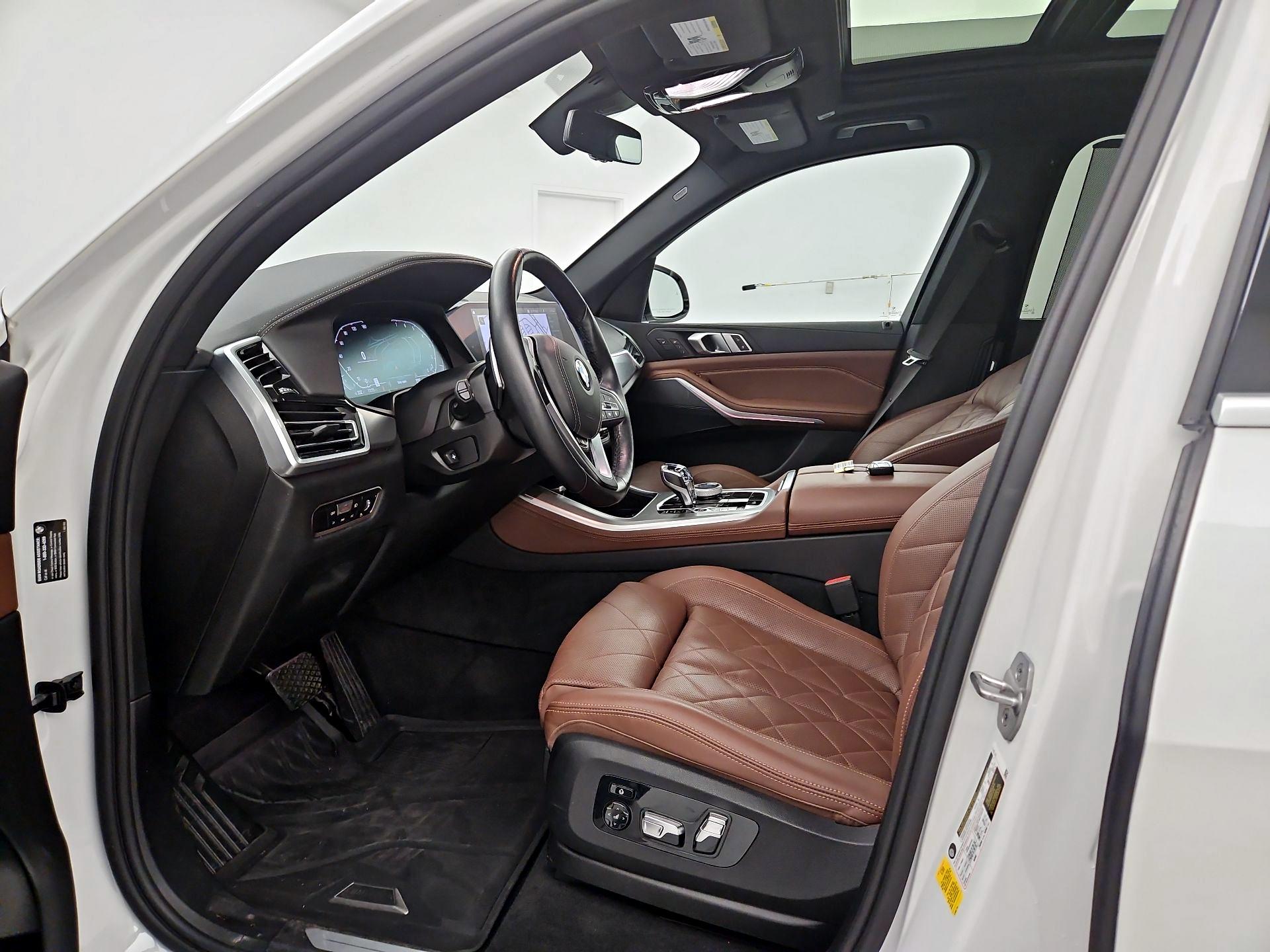 Thumbnail: 2023 BMW X5 - 11