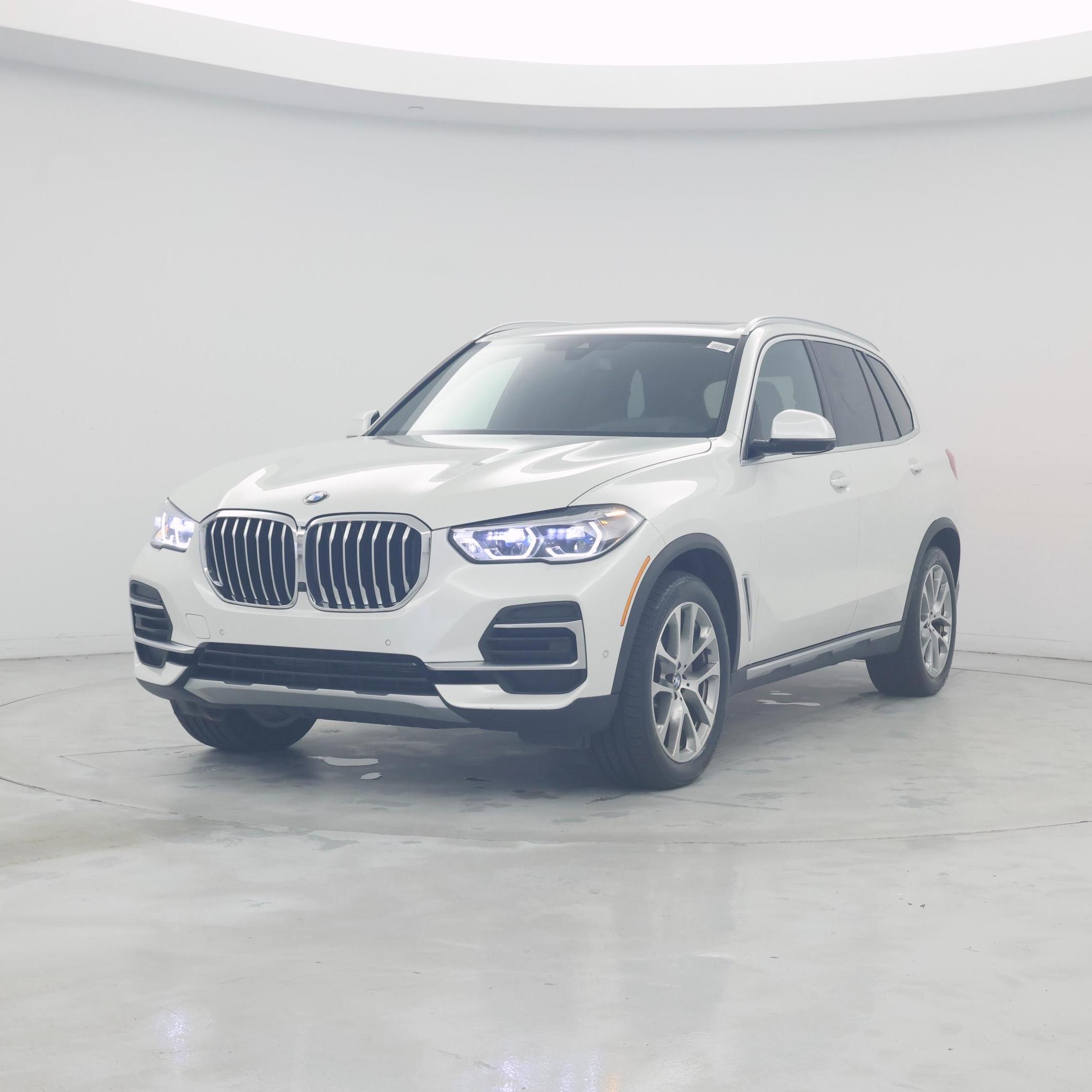 Thumbnail: 2023 BMW X5 - 4