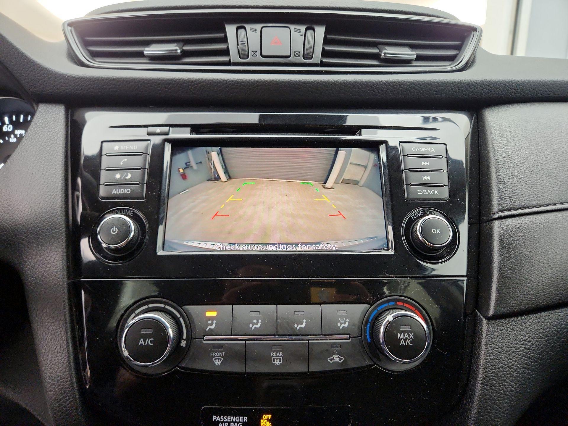 Thumbnail: 2020 Nissan Rogue - 14