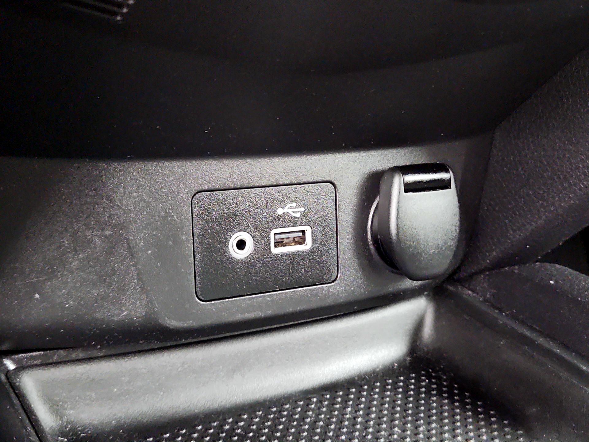 Thumbnail: 2020 Nissan Rogue - 18