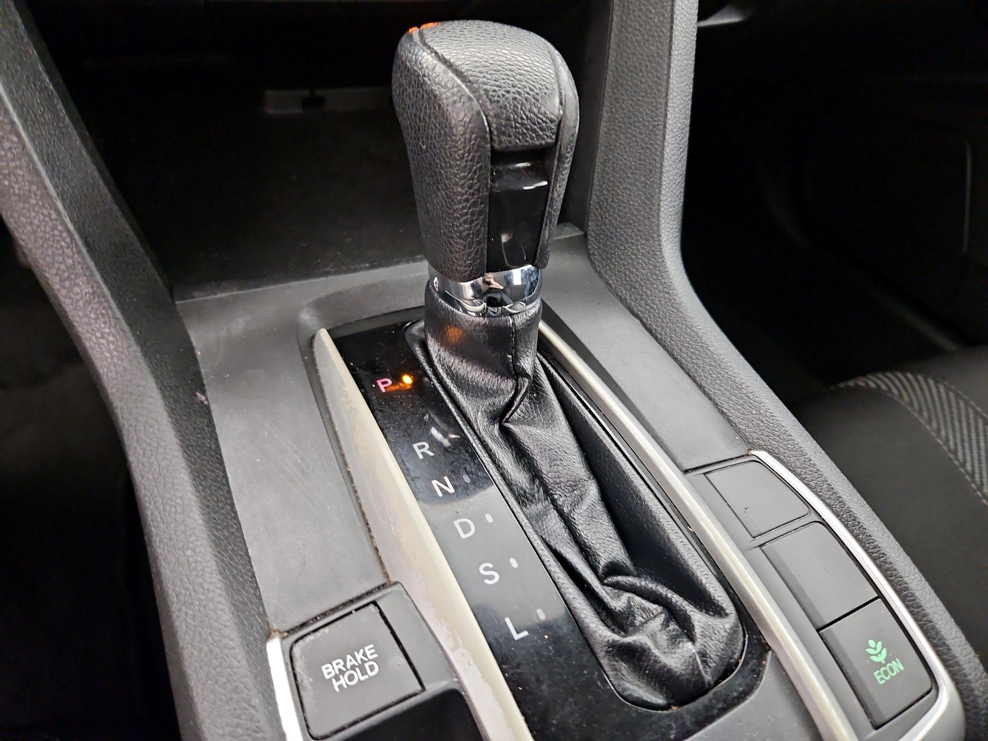 Thumbnail: 2018 Honda Civic - 17