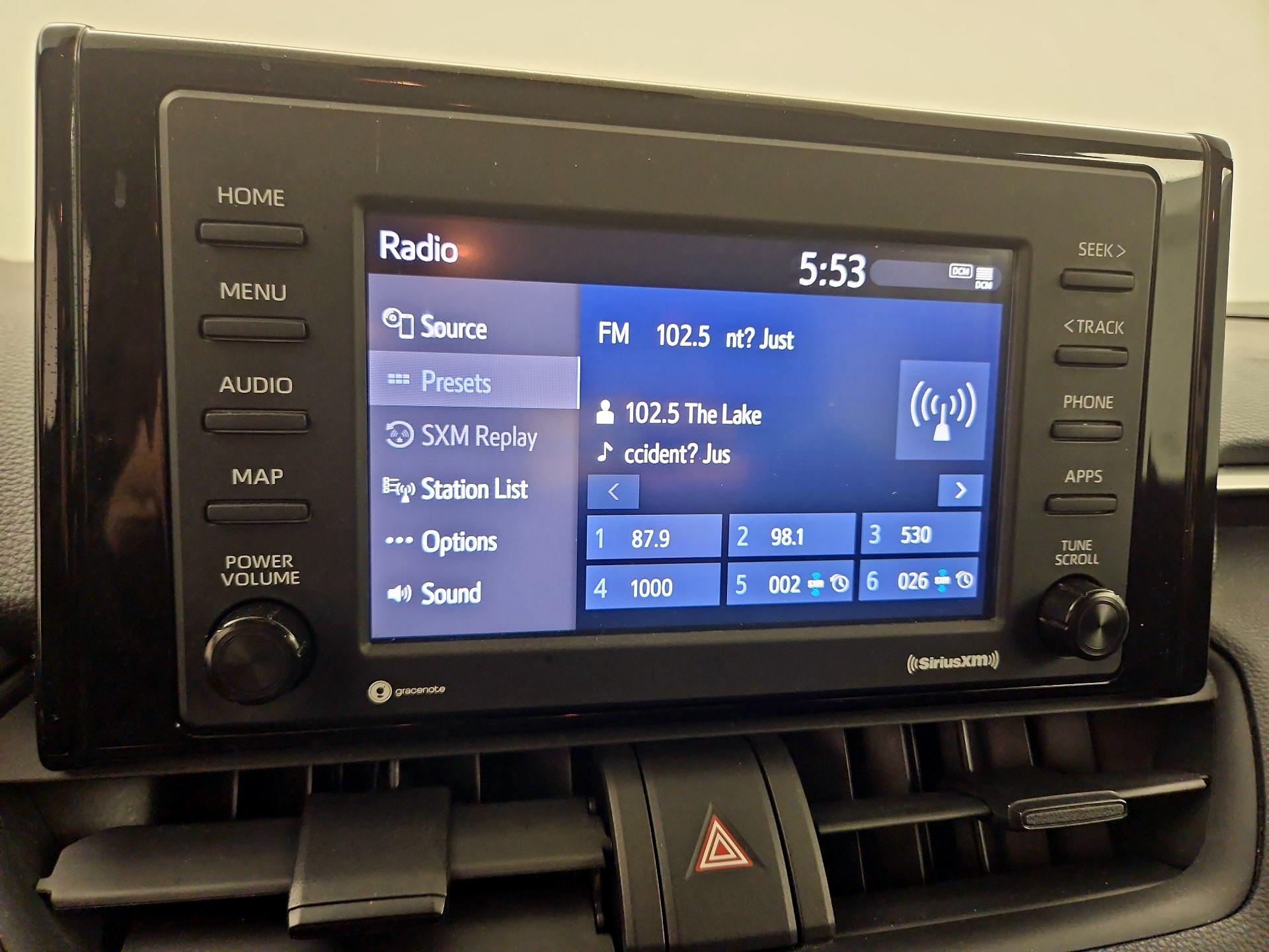 Thumbnail: 2020 Toyota RAV4 - 15