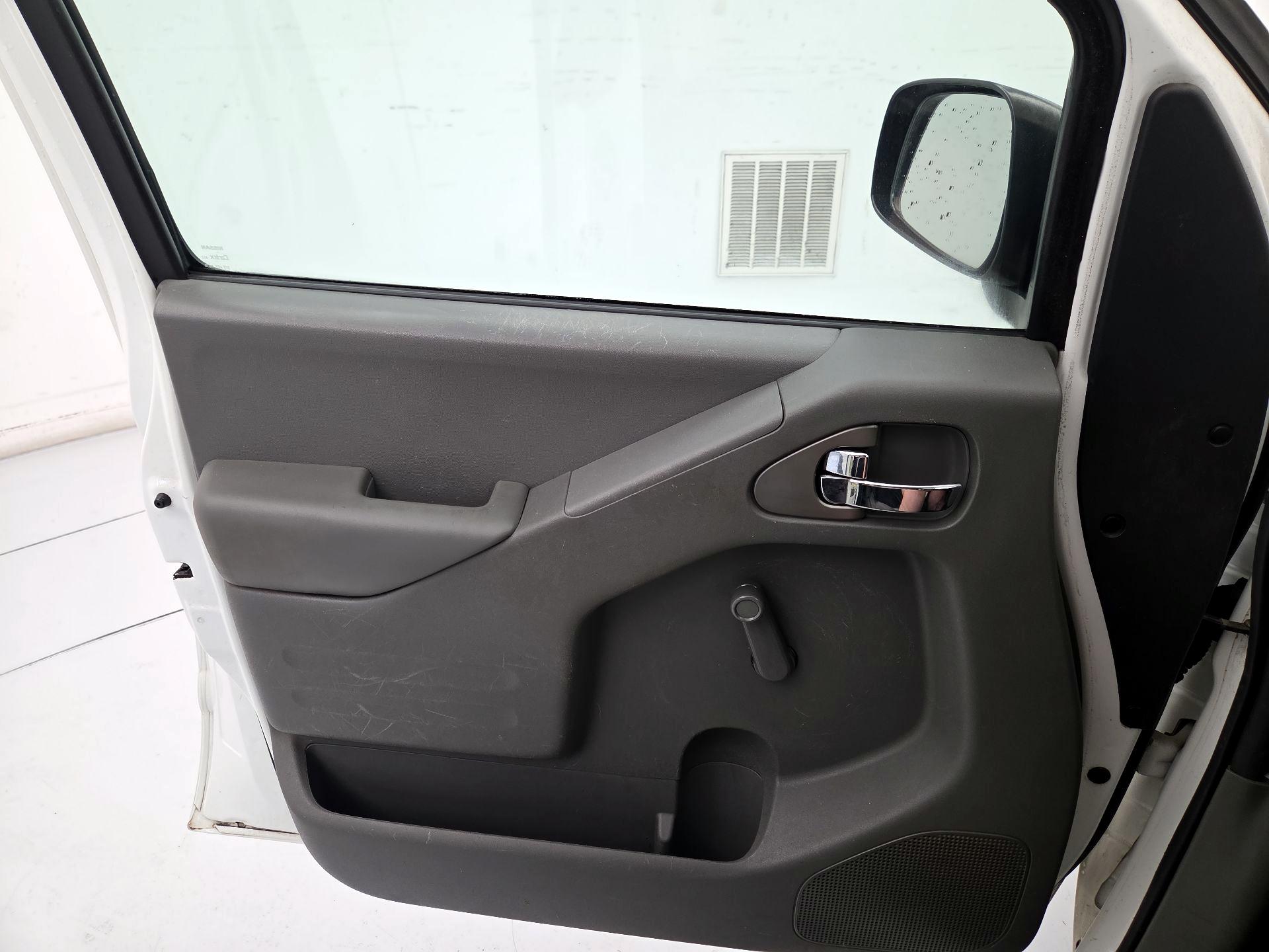 Thumbnail: 2017 Nissan Frontier - 12