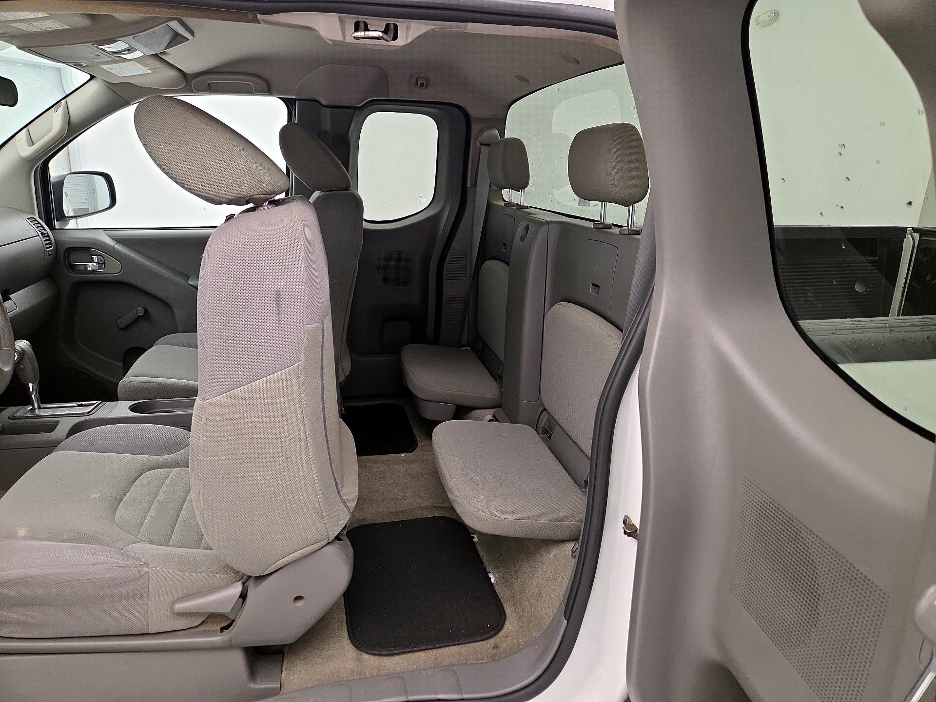 Thumbnail: 2017 Nissan Frontier - 18