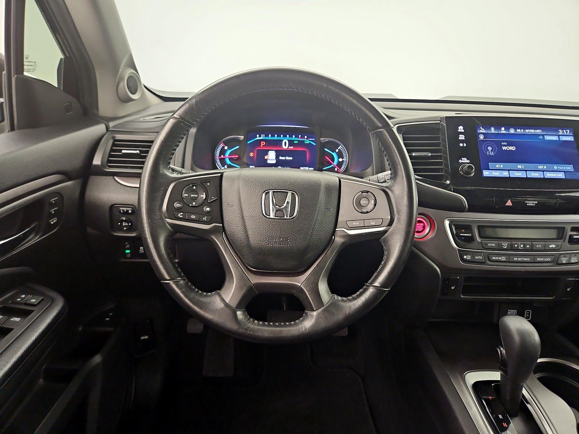 Thumbnail: 2019 Honda Pilot - 10