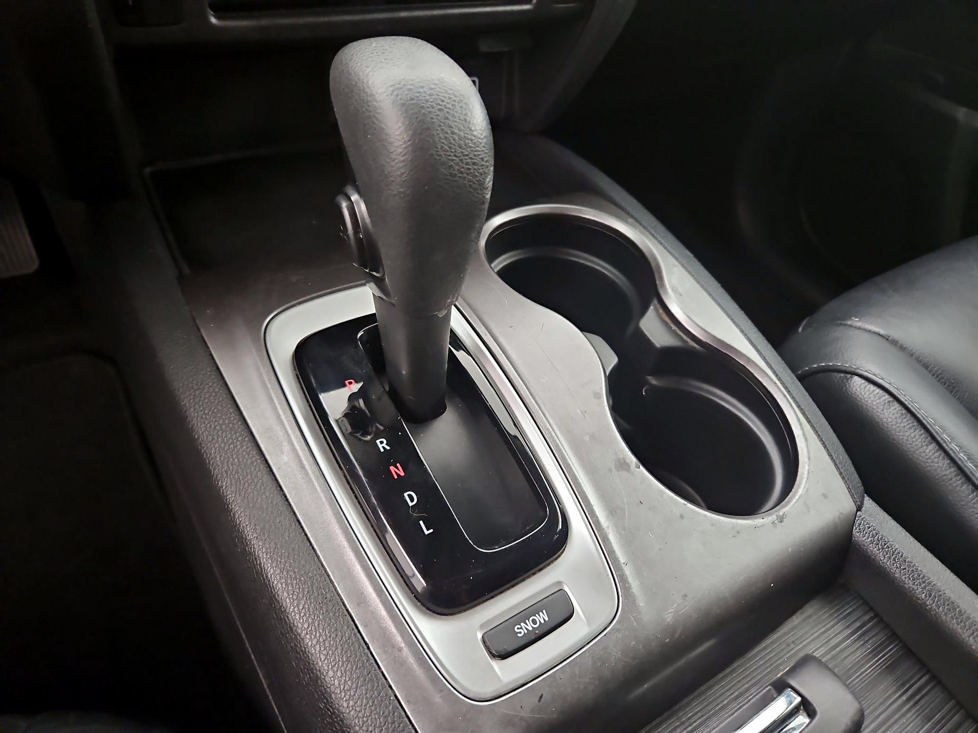 Thumbnail: 2019 Honda Pilot - 17