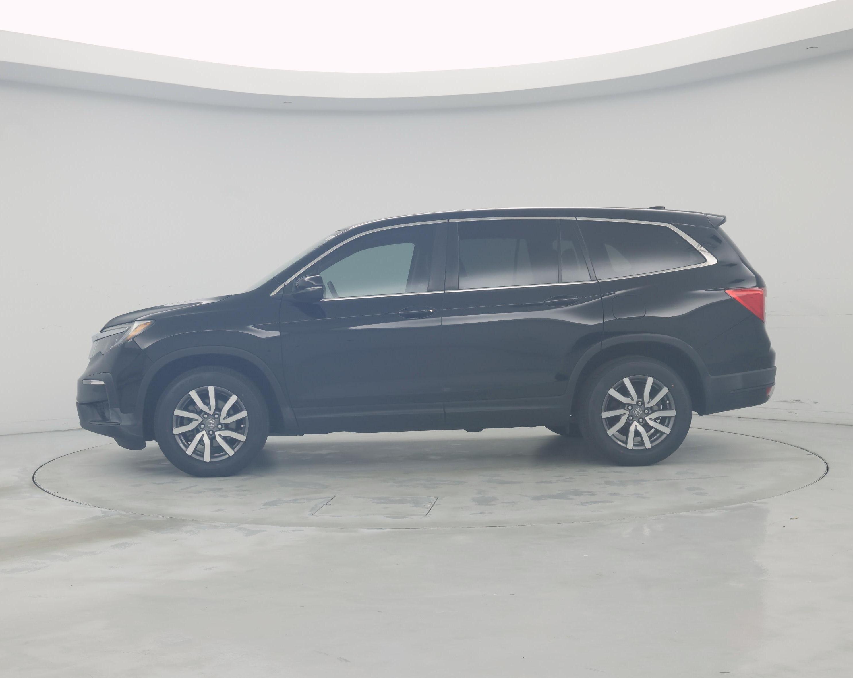Thumbnail: 2019 Honda Pilot - 3
