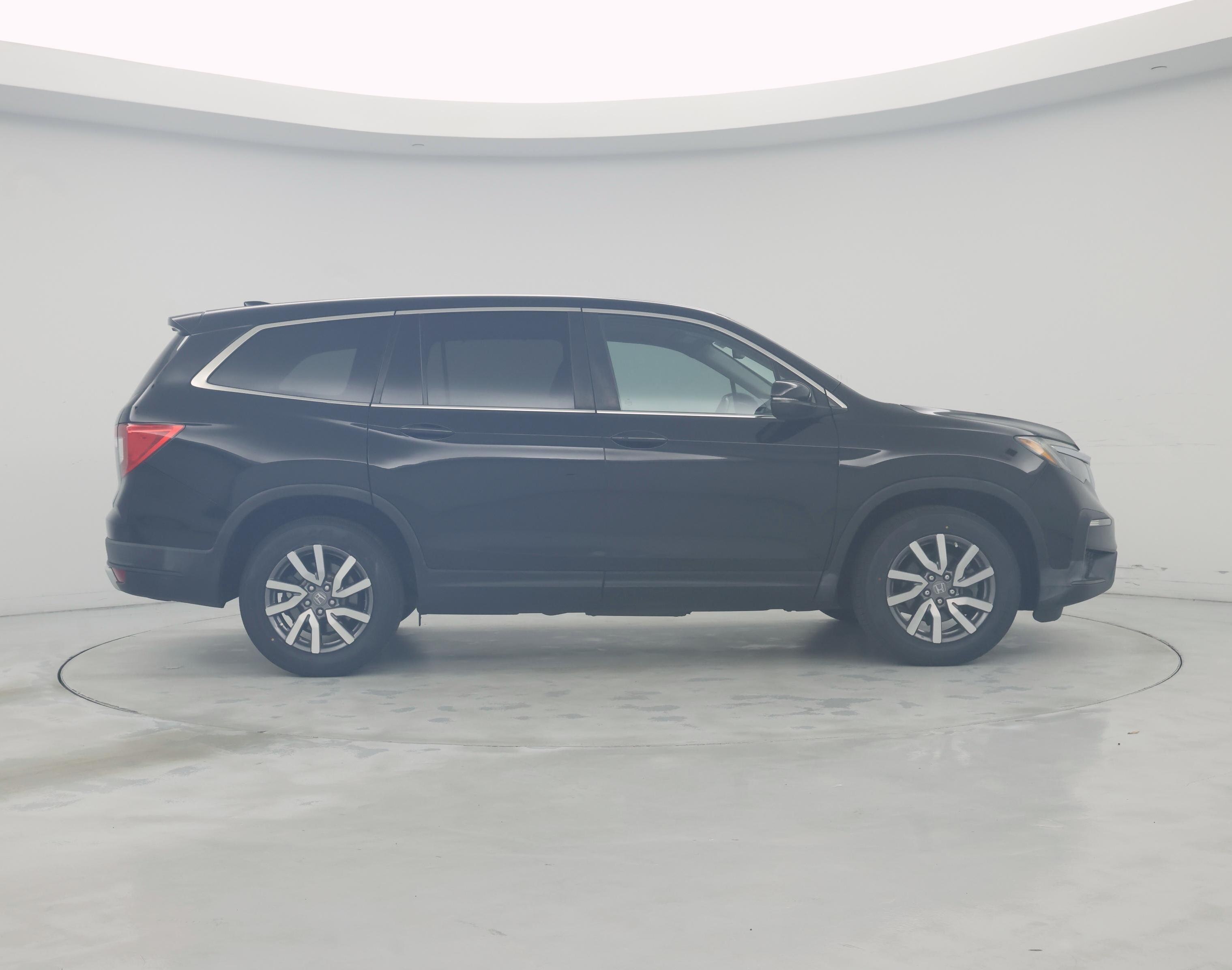 Thumbnail: 2019 Honda Pilot - 7