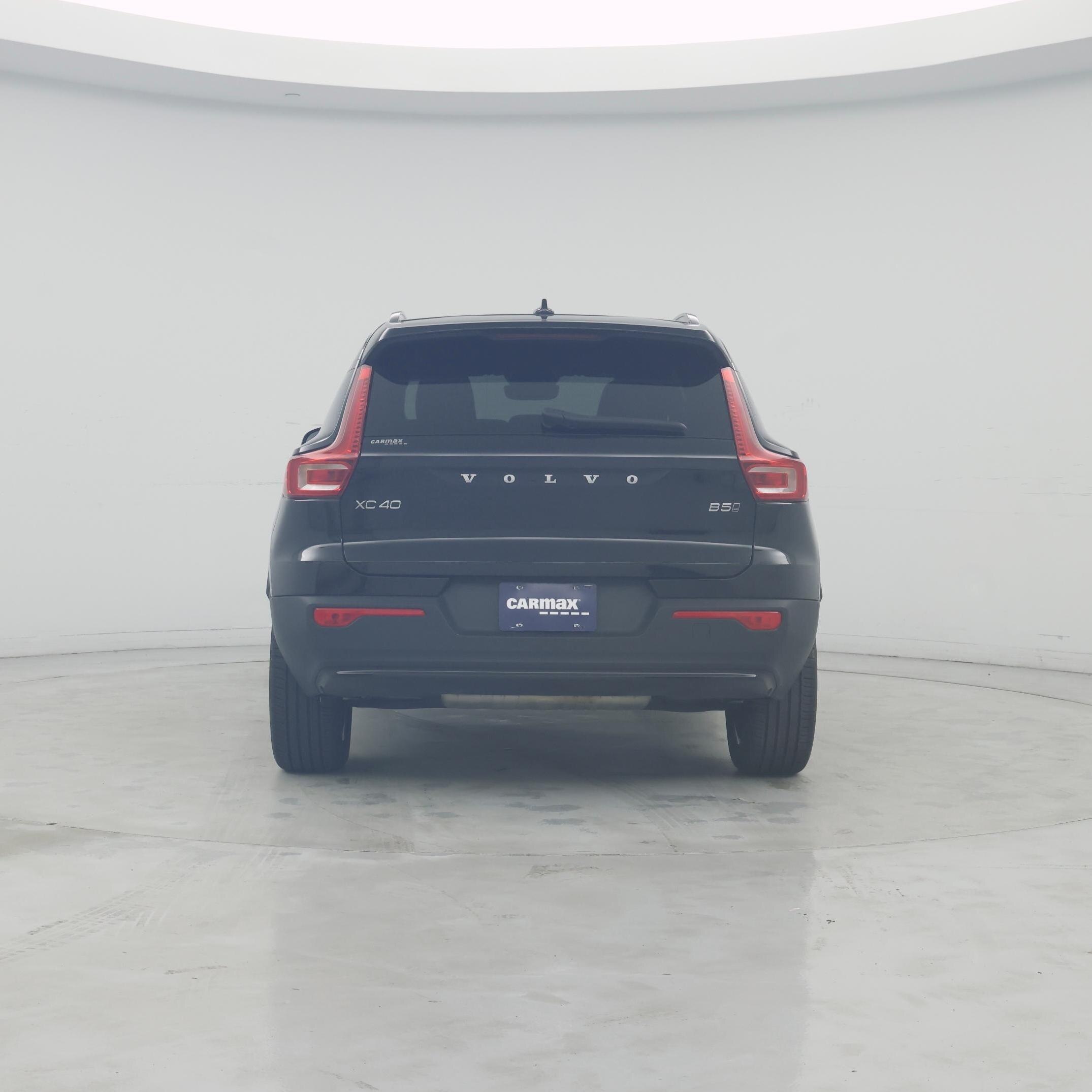 Thumbnail: 2024 Volvo XC40 - 6