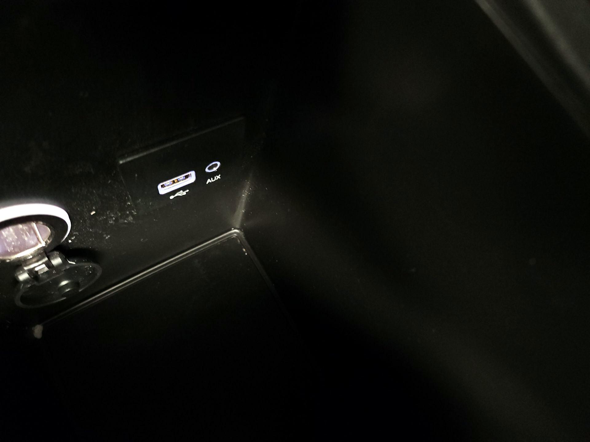 Thumbnail: 2015 Dodge Dart - 18