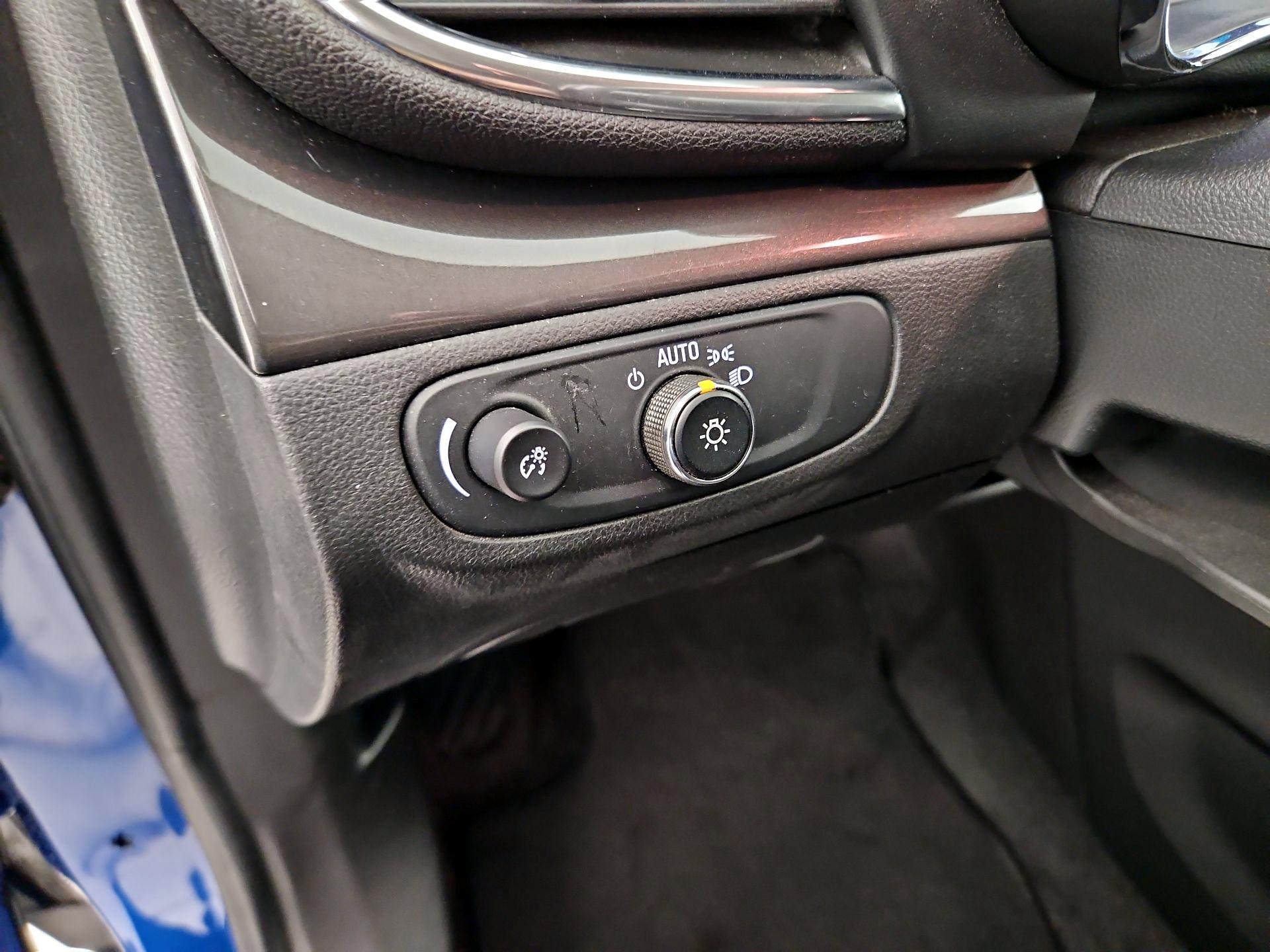 Thumbnail: 2017 Buick Encore - 13