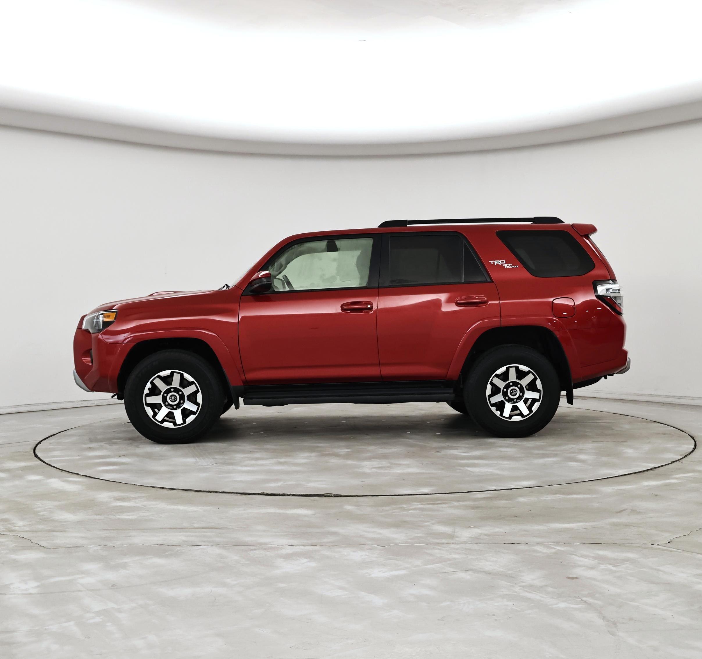Thumbnail: 2022 Toyota 4Runner - 3