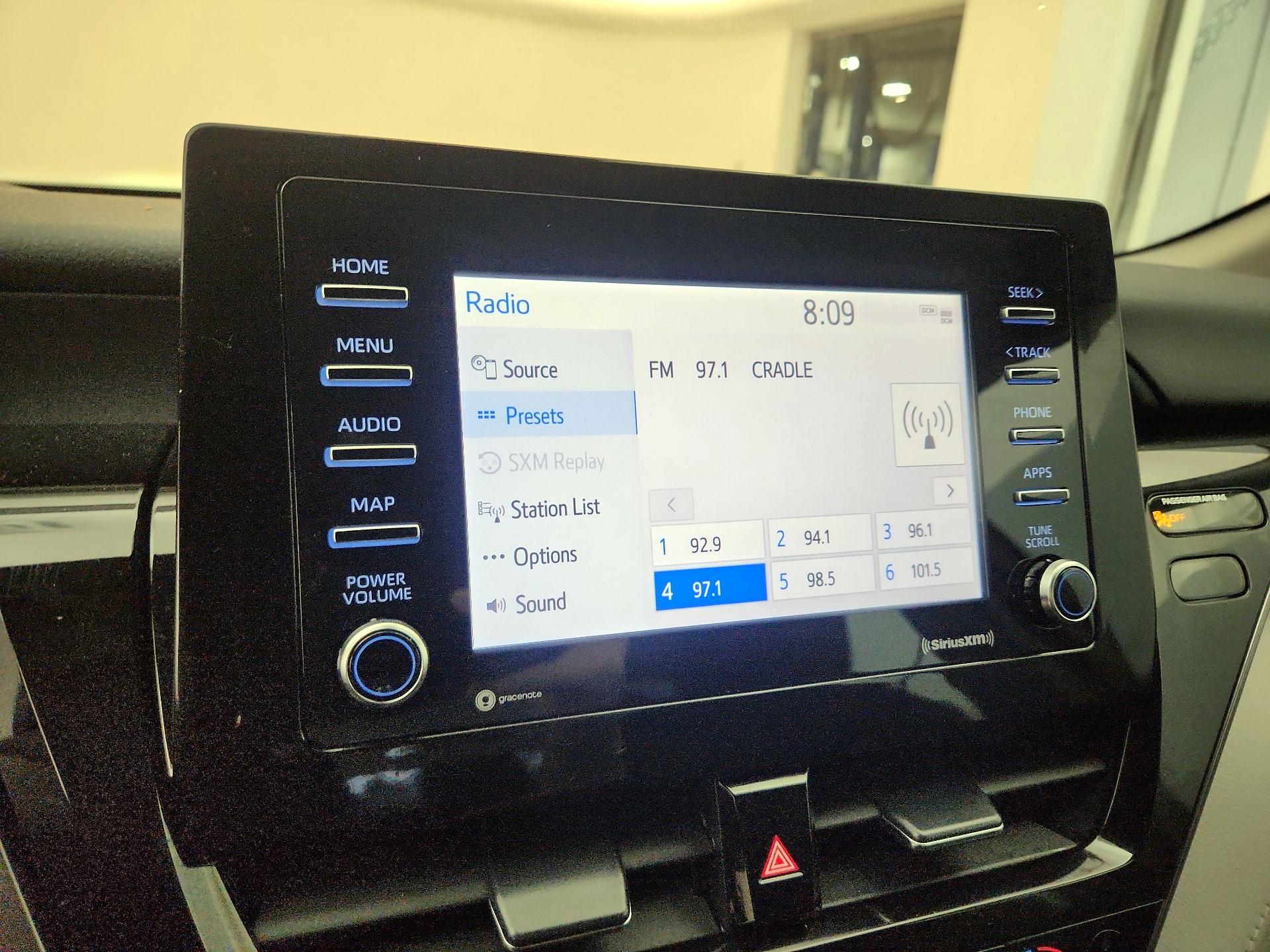 Thumbnail: 2023 Toyota Camry - 15