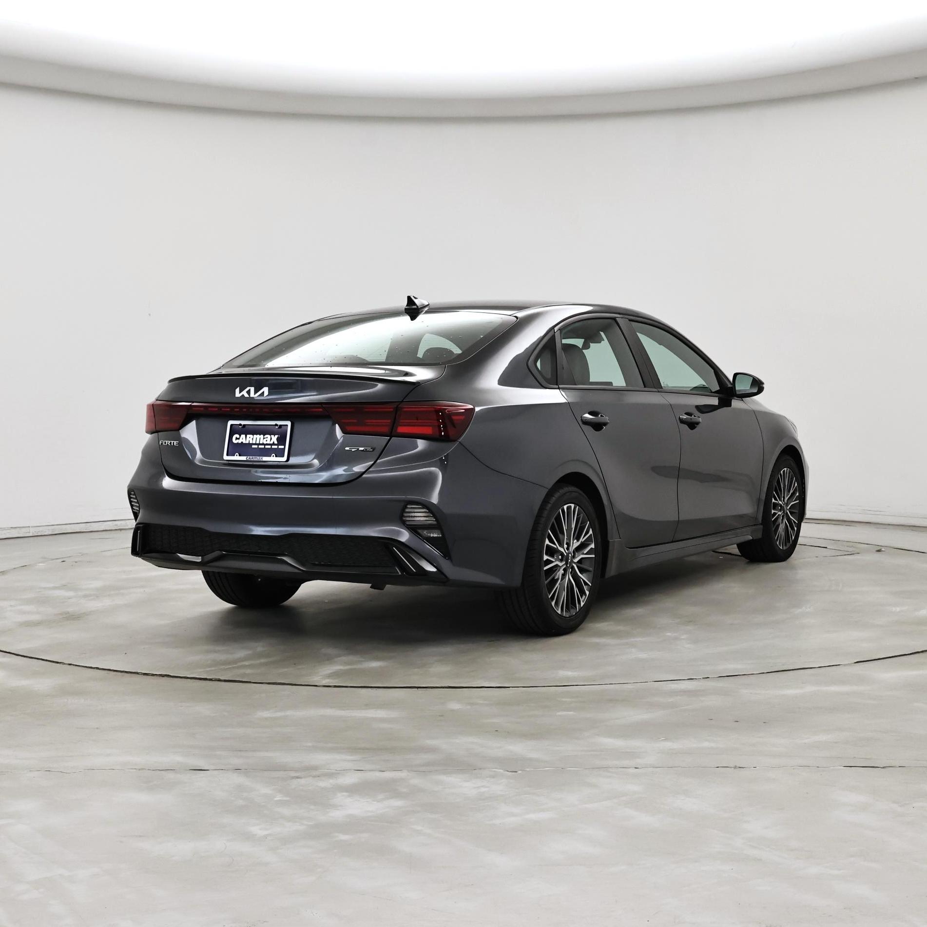 Thumbnail: 2022 Kia Forte - 8