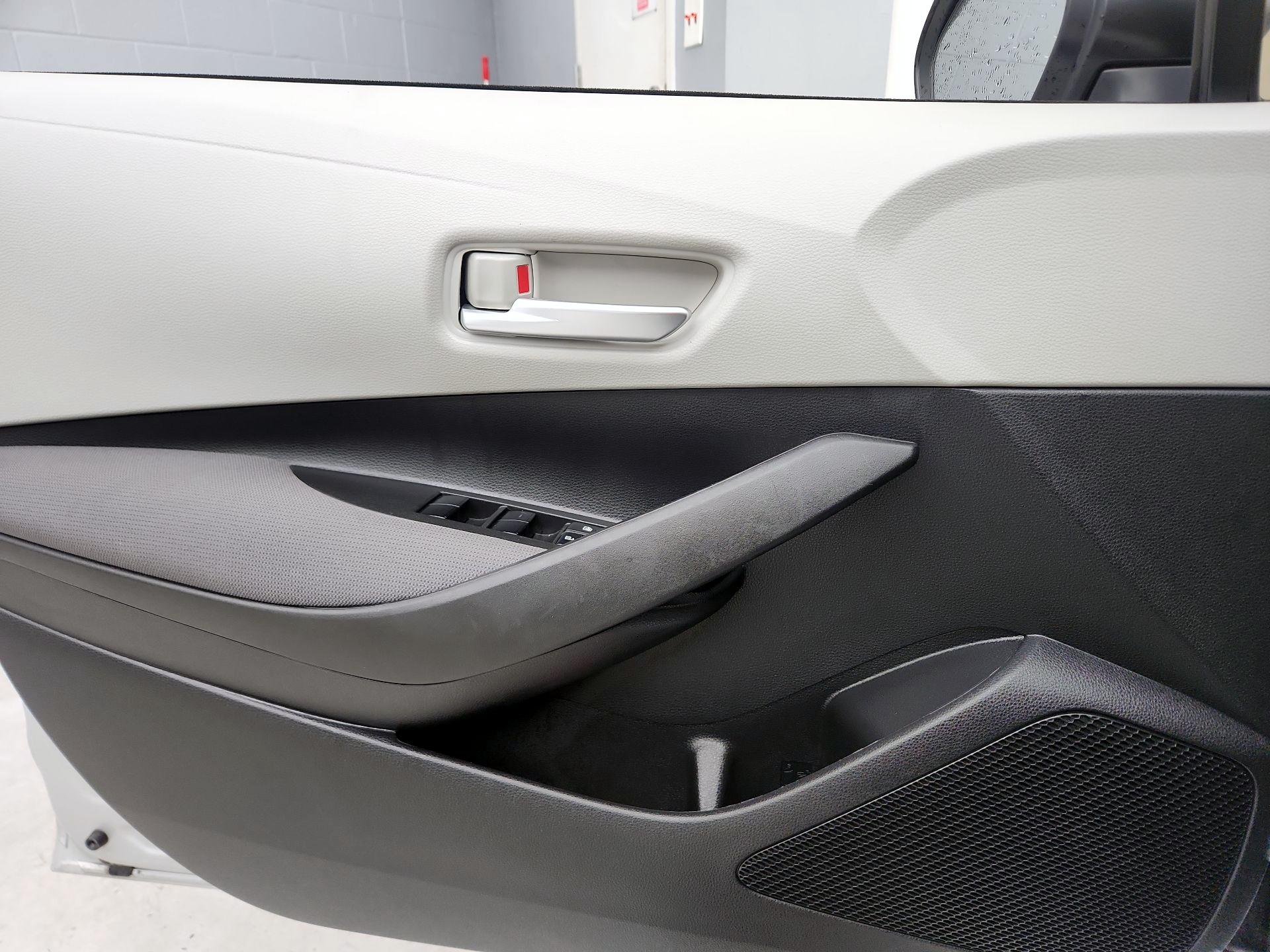 Thumbnail: 2021 Toyota Corolla - 12