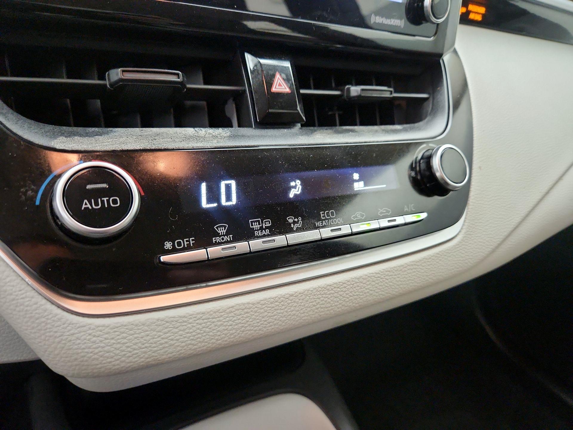 Thumbnail: 2021 Toyota Corolla - 16