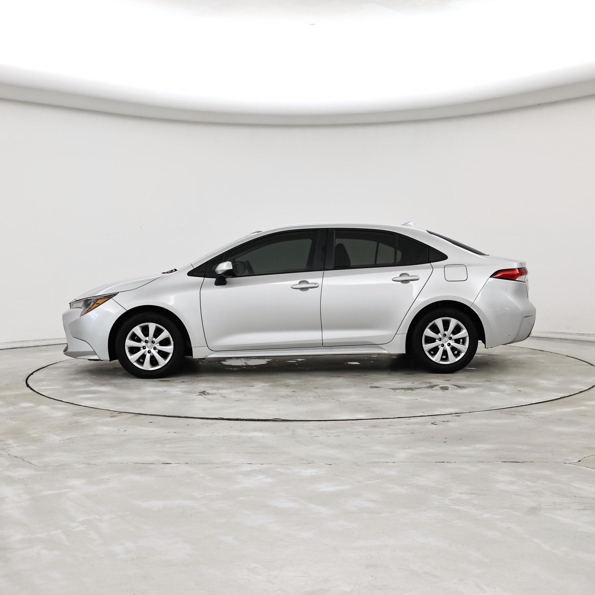 Thumbnail: 2021 Toyota Corolla - 3