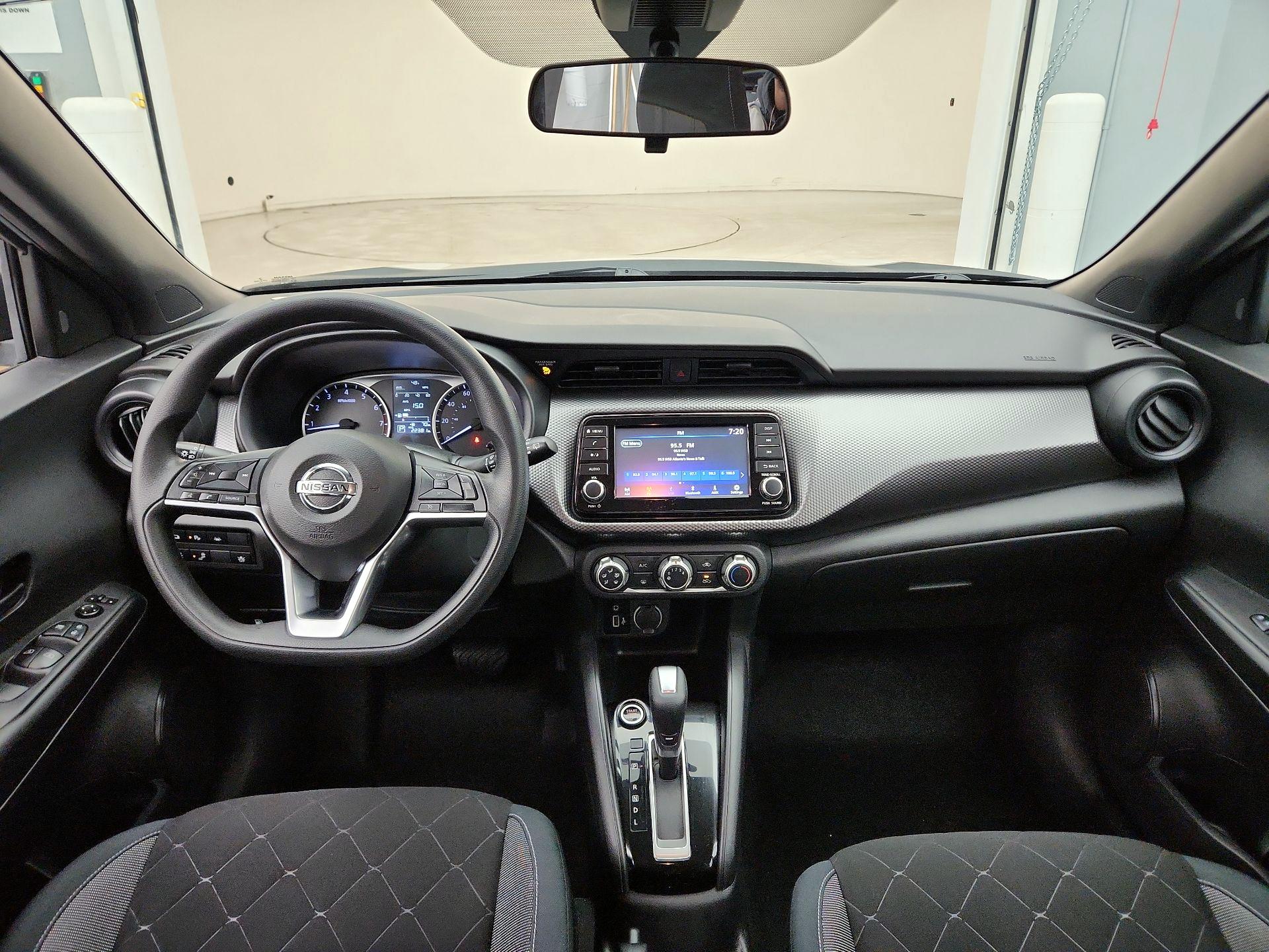 Thumbnail: 2020 Nissan Kicks - 9