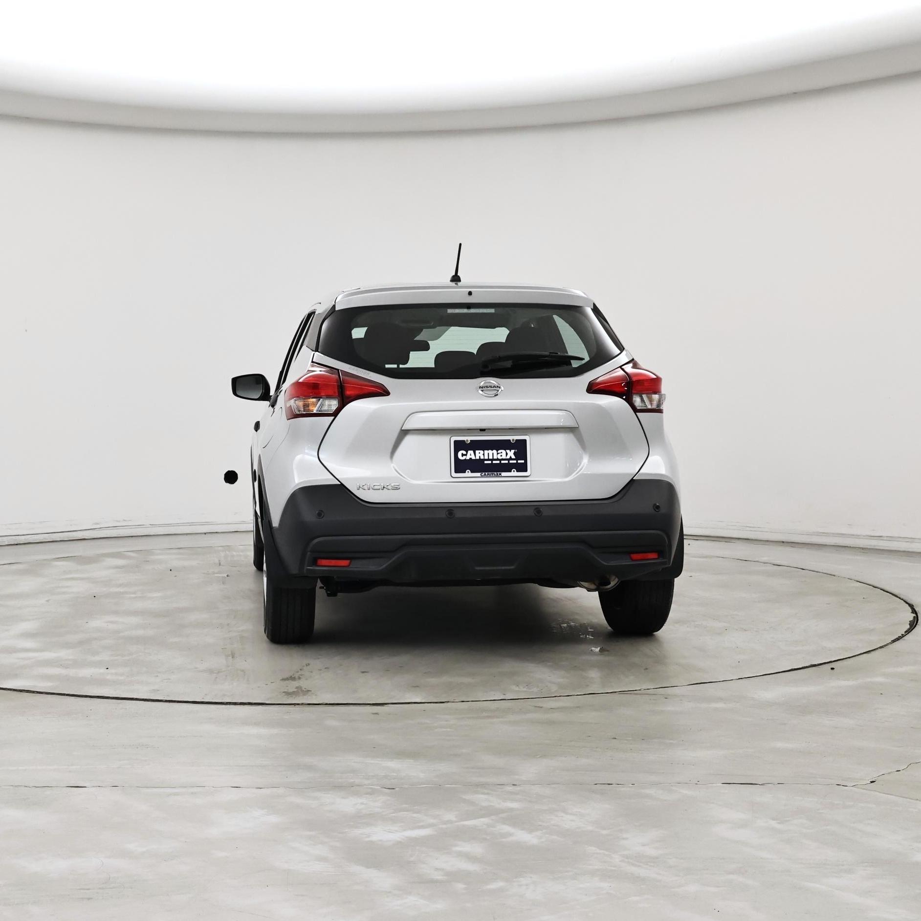 Thumbnail: 2020 Nissan Kicks - 6