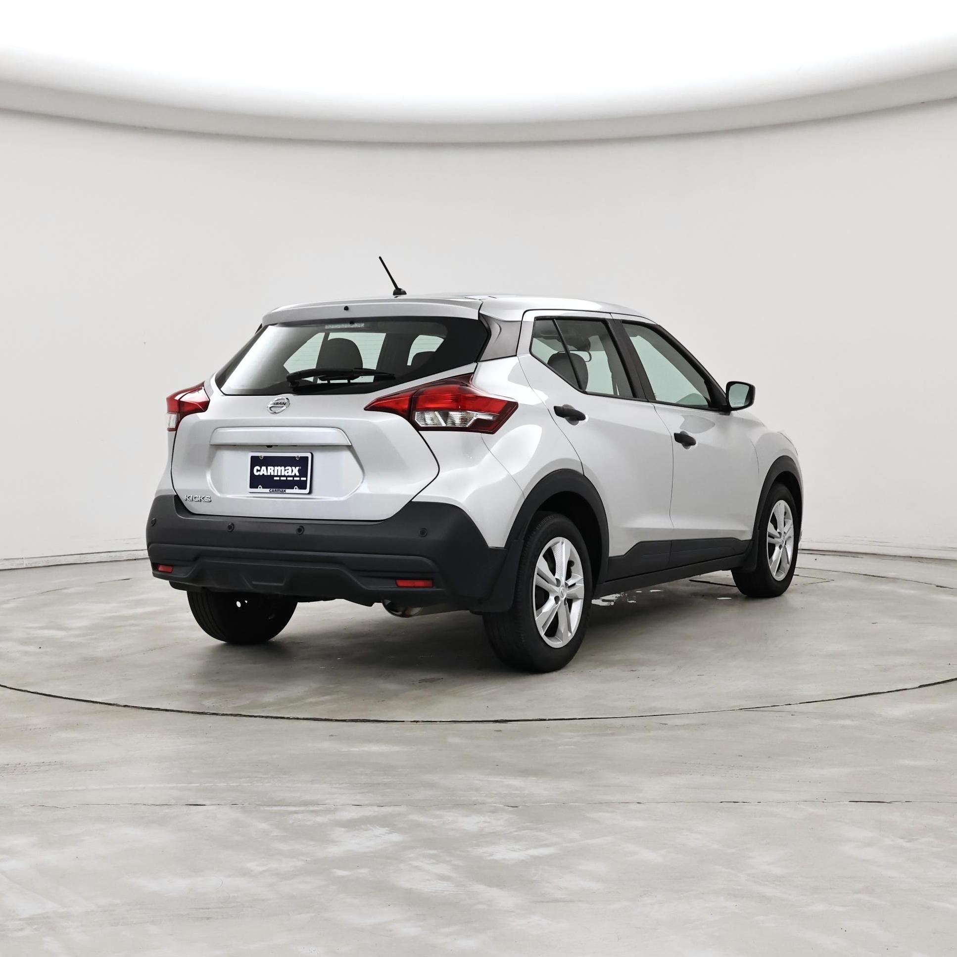 Thumbnail: 2020 Nissan Kicks - 8