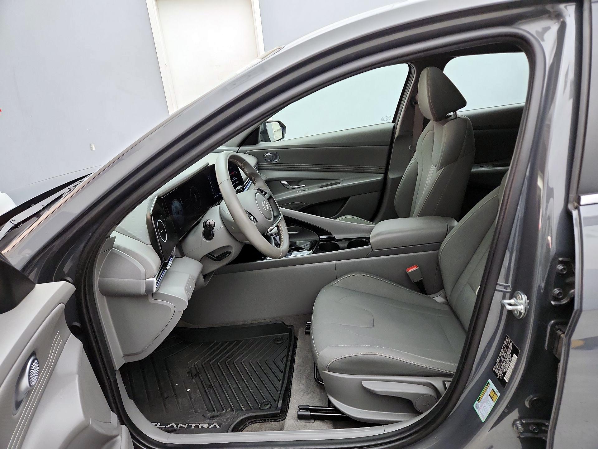 Thumbnail: 2024 Hyundai Elantra - 11