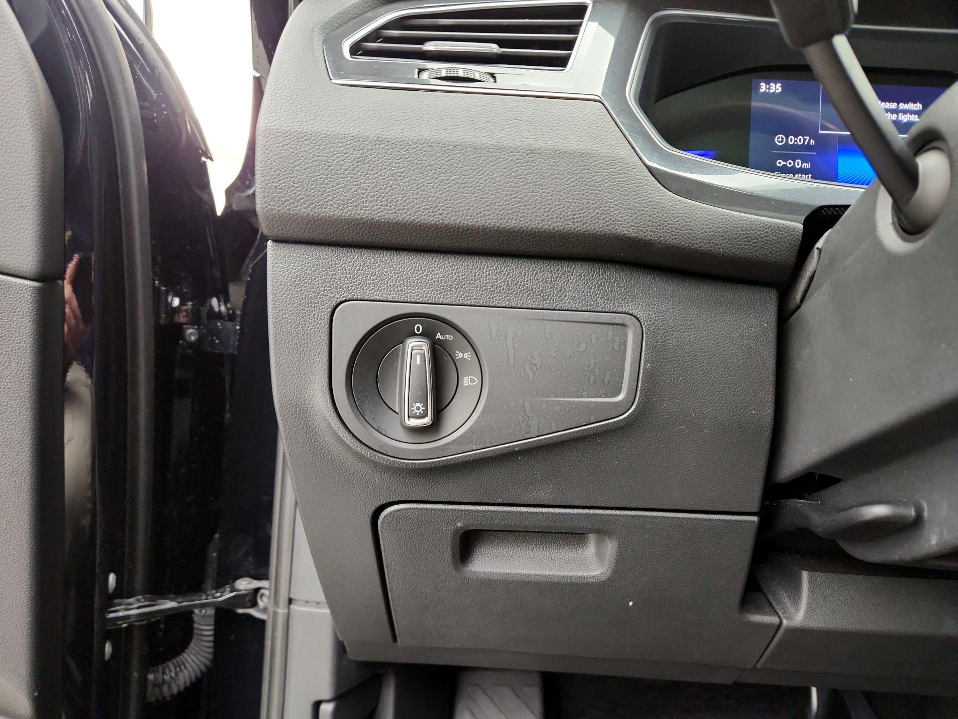 Thumbnail: 2024 Volkswagen Tiguan - 13