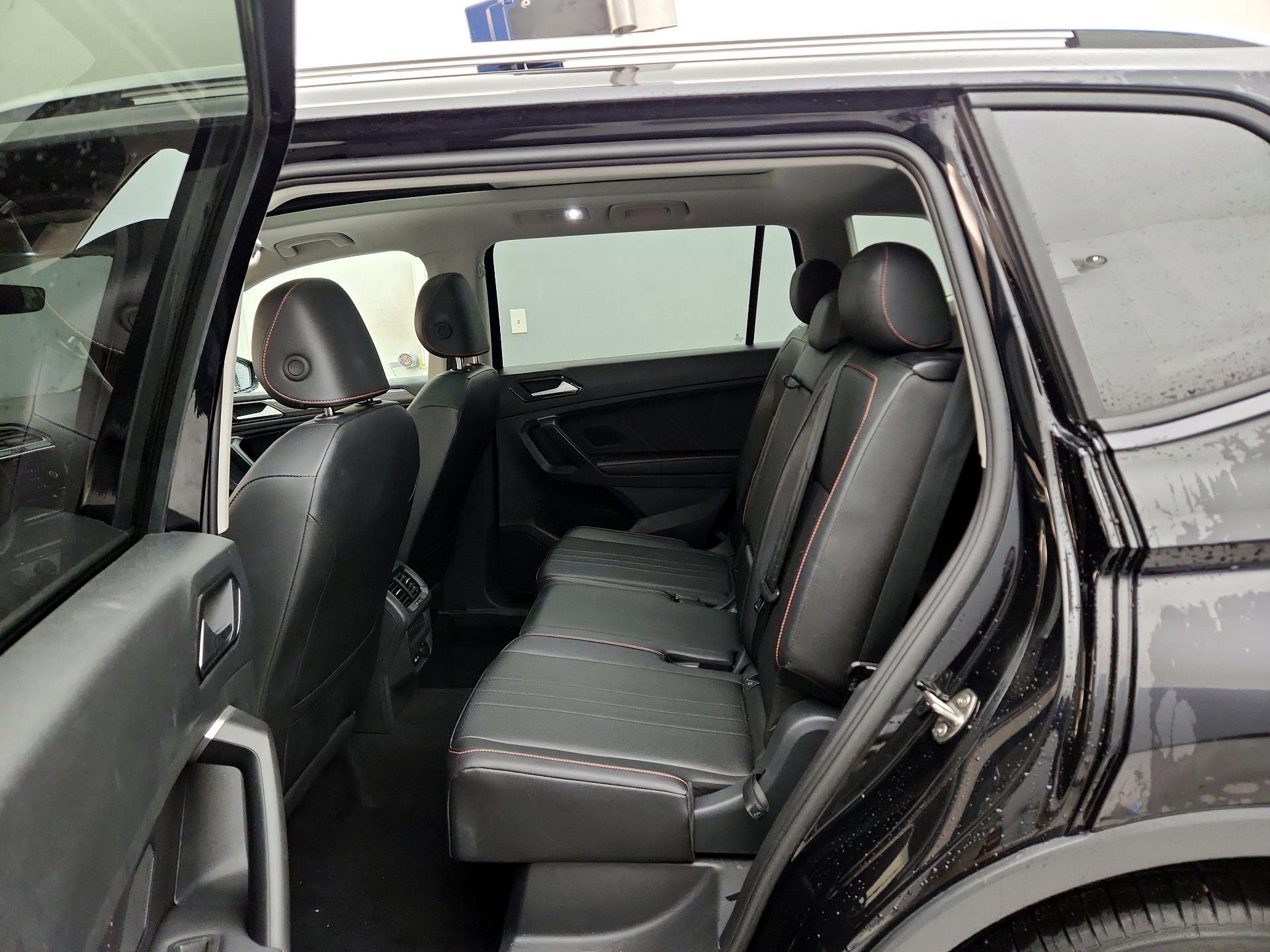 Thumbnail: 2024 Volkswagen Tiguan - 20