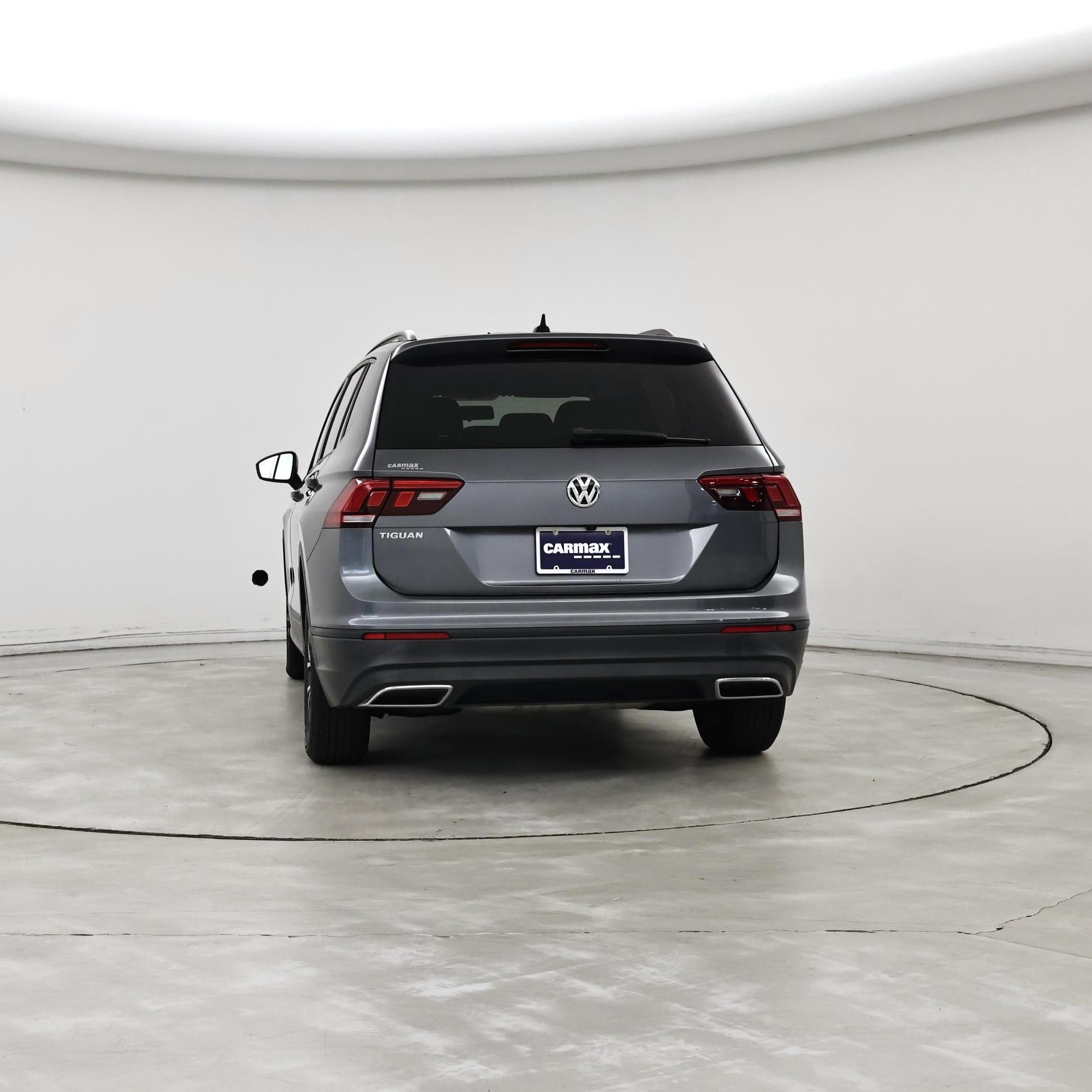 Thumbnail: 2021 Volkswagen Tiguan - 6