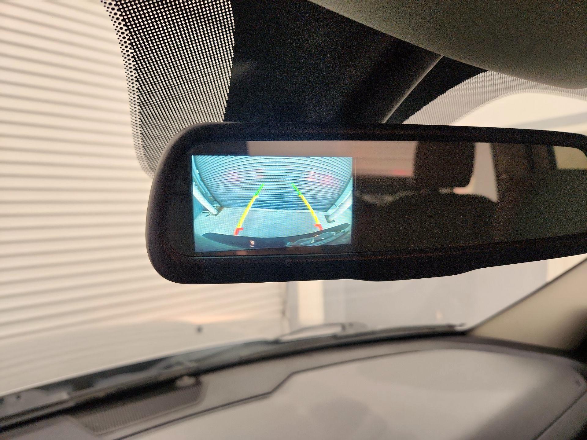 Thumbnail: 2020 RAM 1500 Classic - 14