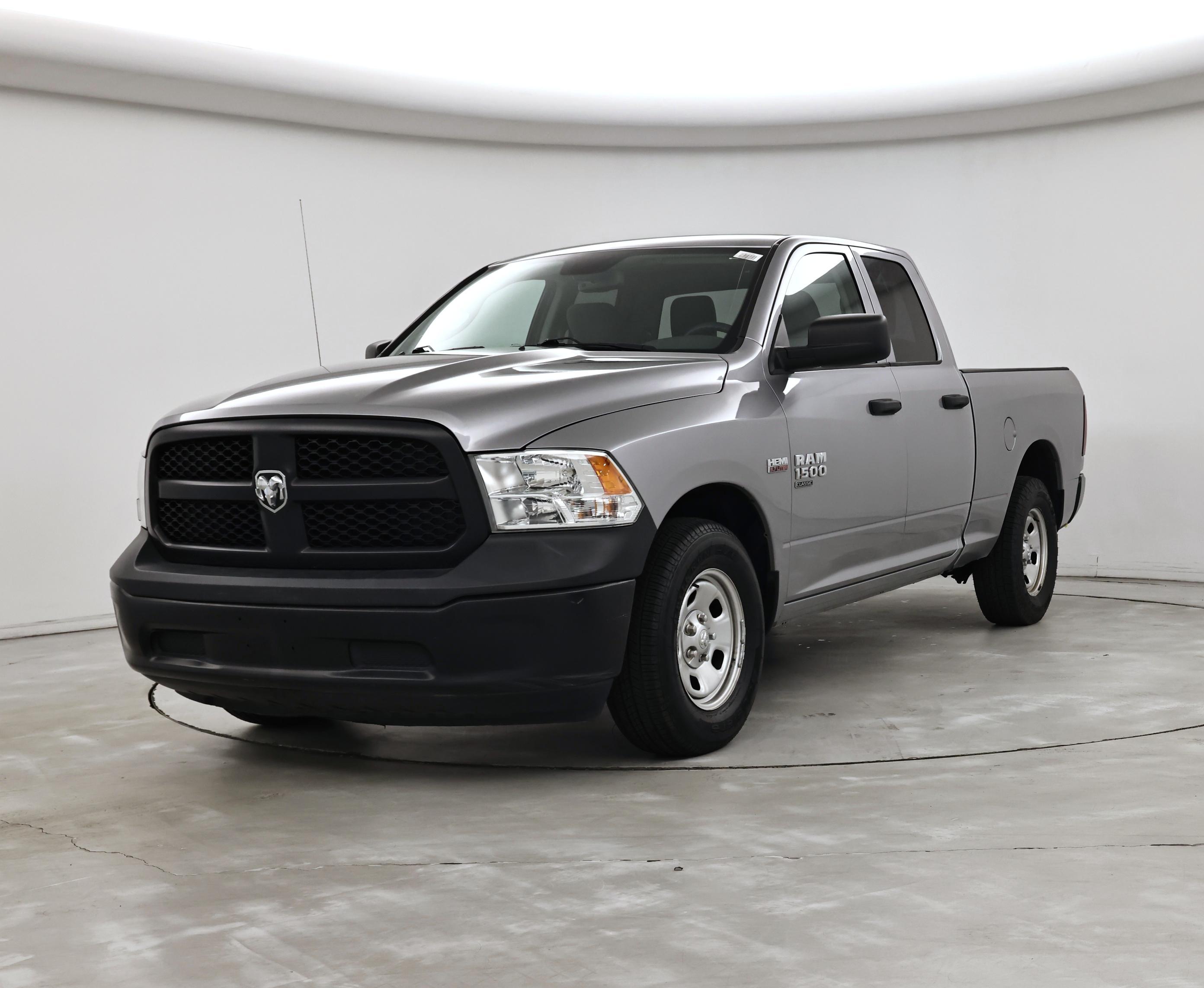 Thumbnail: 2020 RAM 1500 Classic - 4