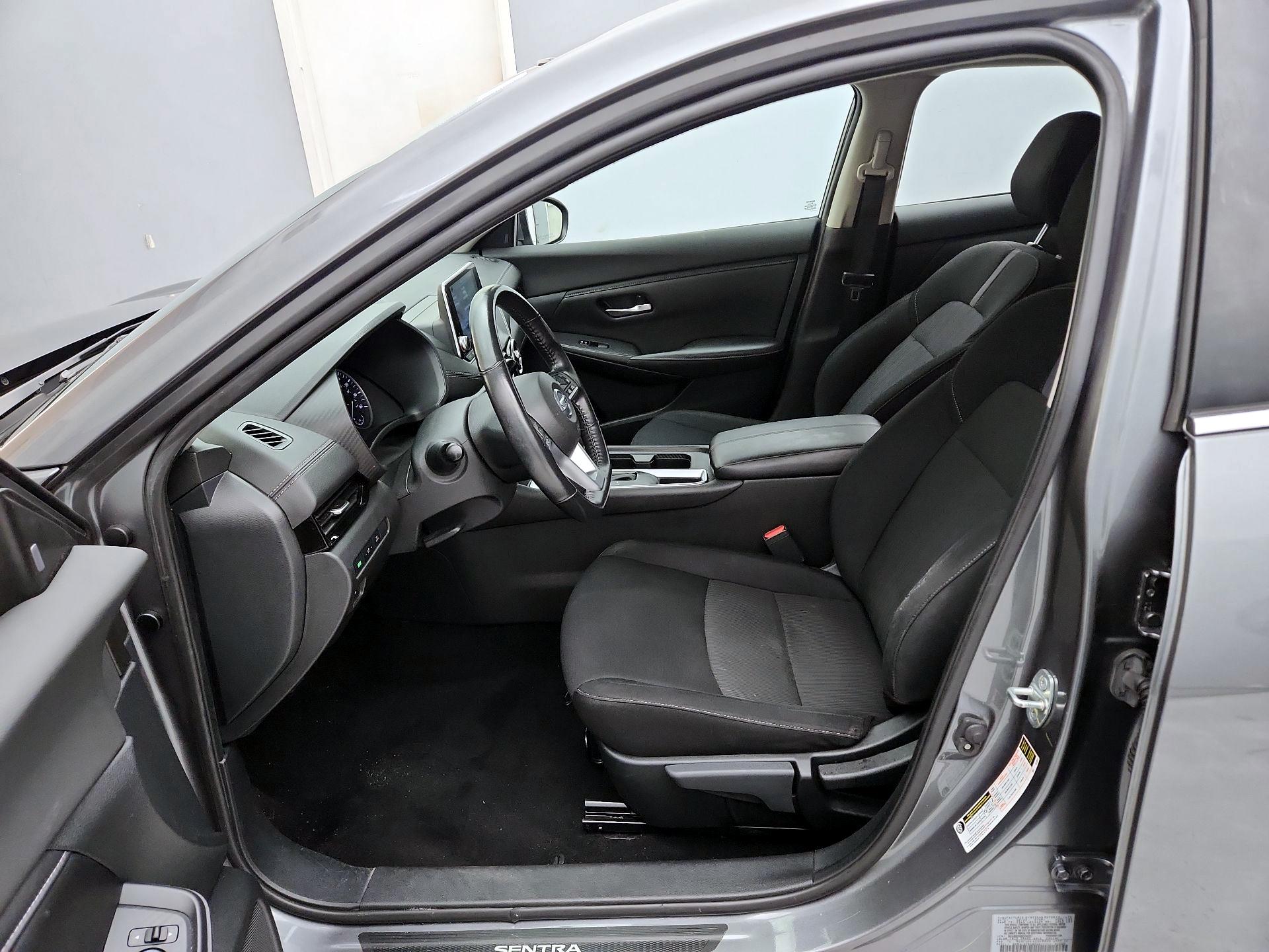 Thumbnail: 2022 Nissan Sentra - 11