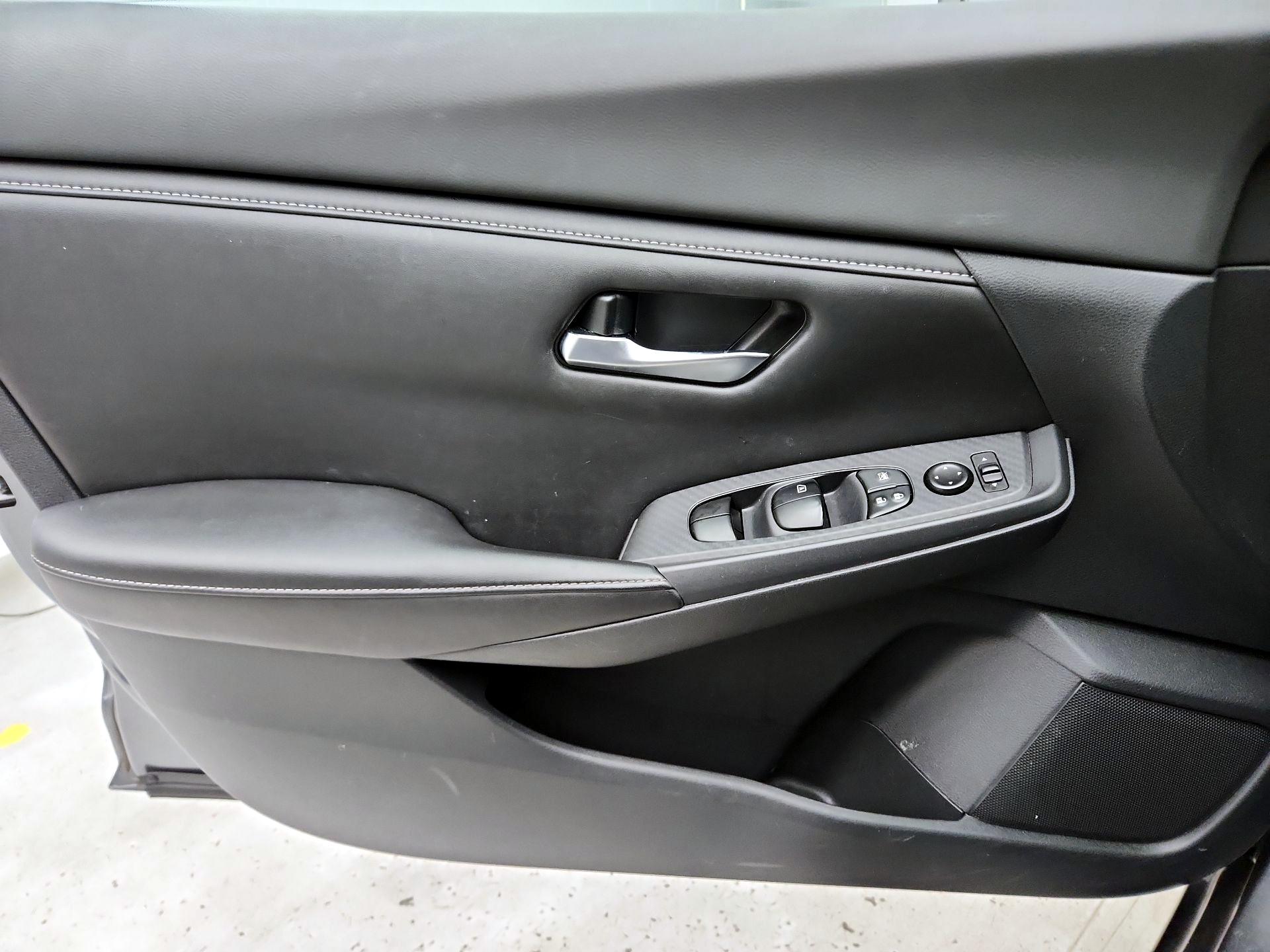 Thumbnail: 2022 Nissan Sentra - 12