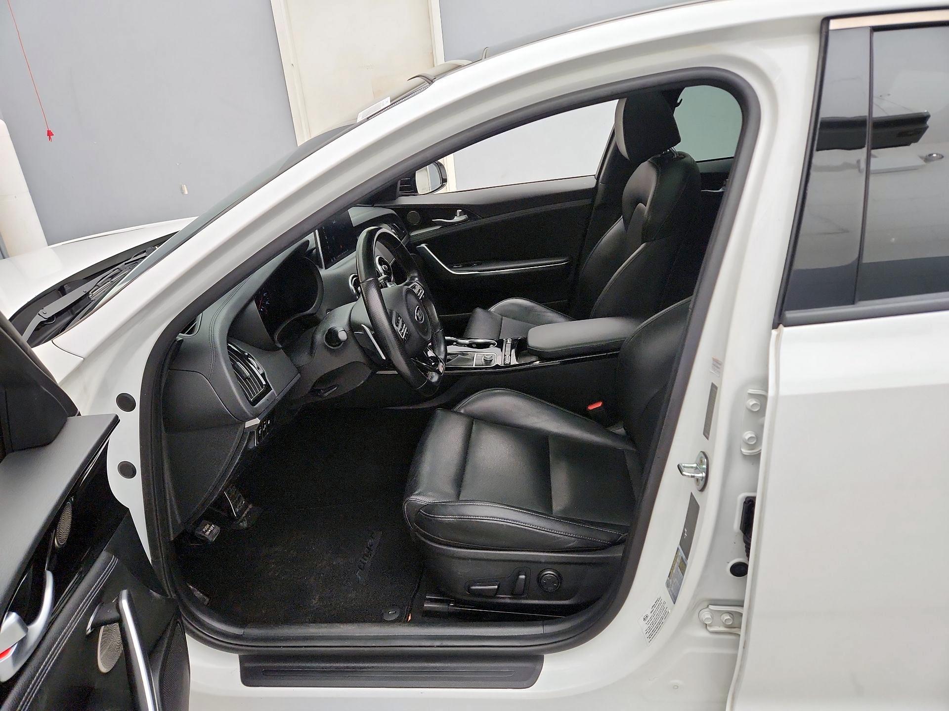 Thumbnail: 2021 Kia Stinger - 11