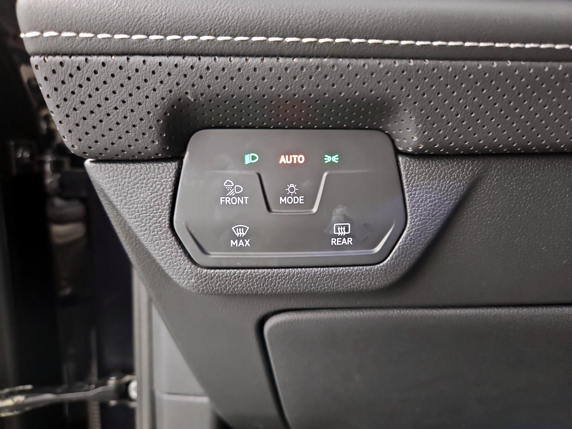 Thumbnail: 2024 Volkswagen Atlas - 13