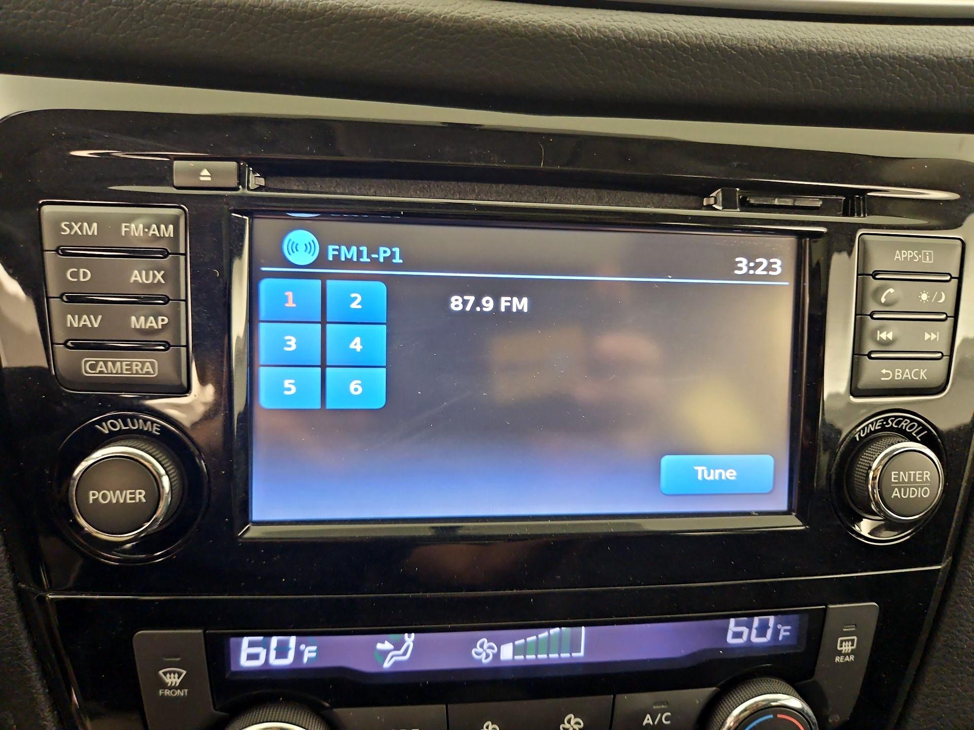 Thumbnail: 2014 Nissan Rogue - 16