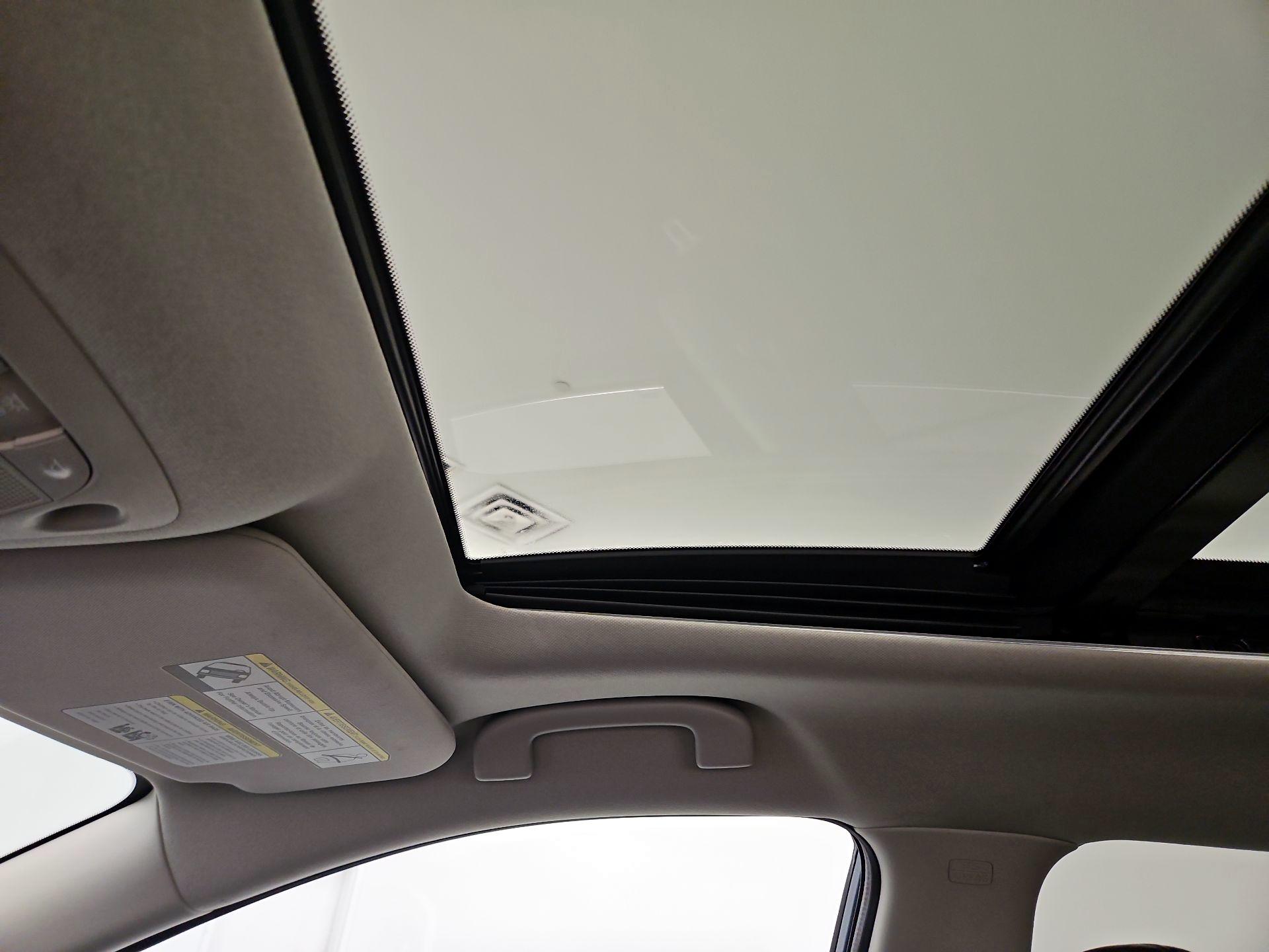 Thumbnail: 2014 Nissan Rogue - 20