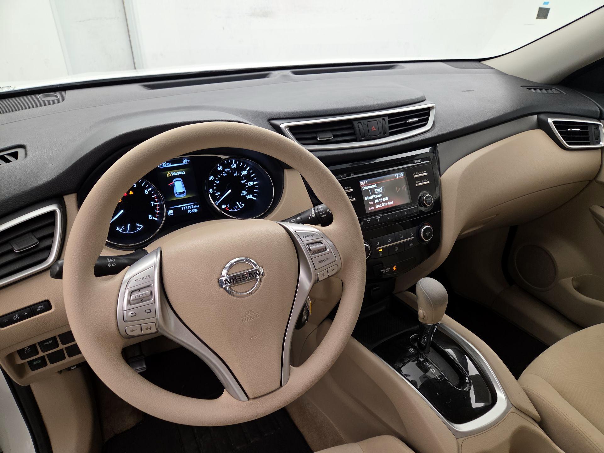 Thumbnail: 2015 Nissan Rogue - 9