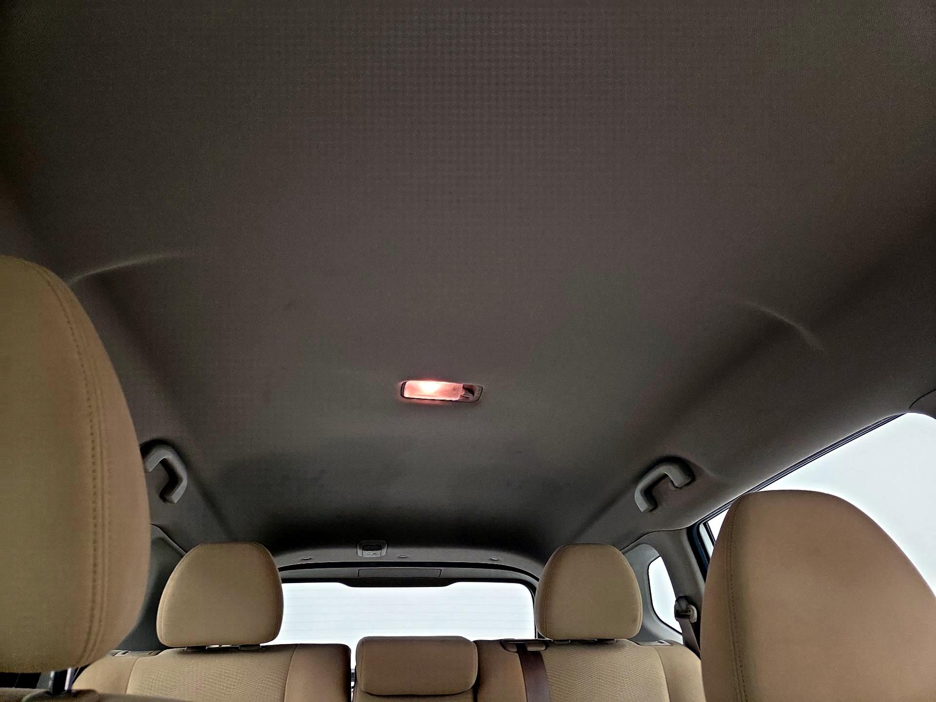 Thumbnail: 2015 Nissan Rogue - 19