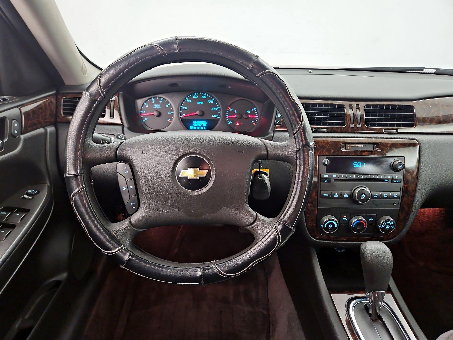 Thumbnail: 2016 Chevrolet Impala - 10