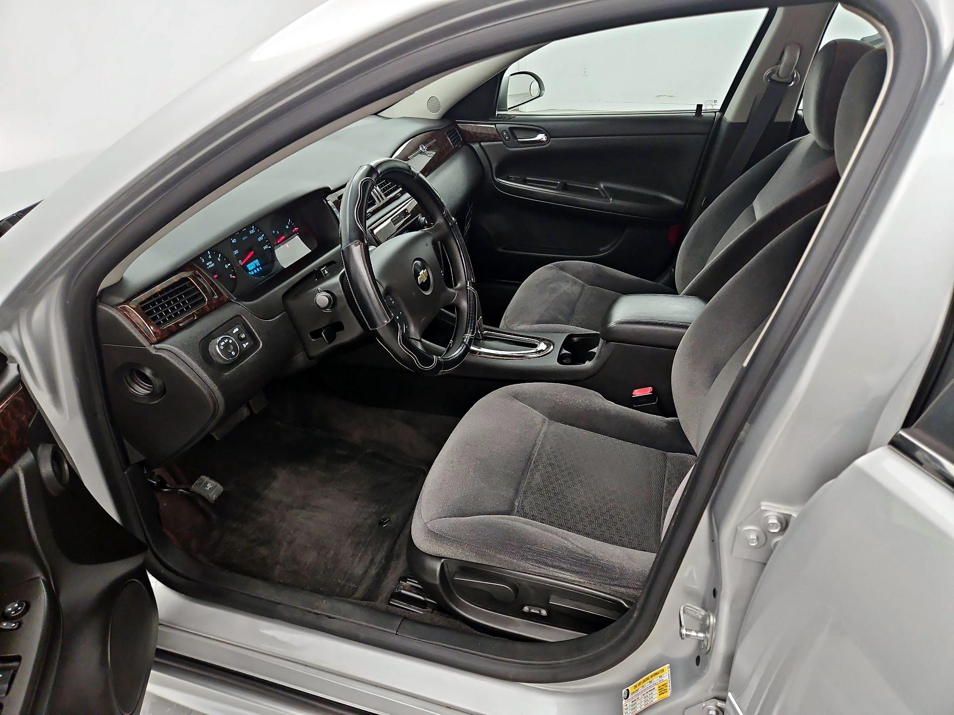 Thumbnail: 2016 Chevrolet Impala - 11