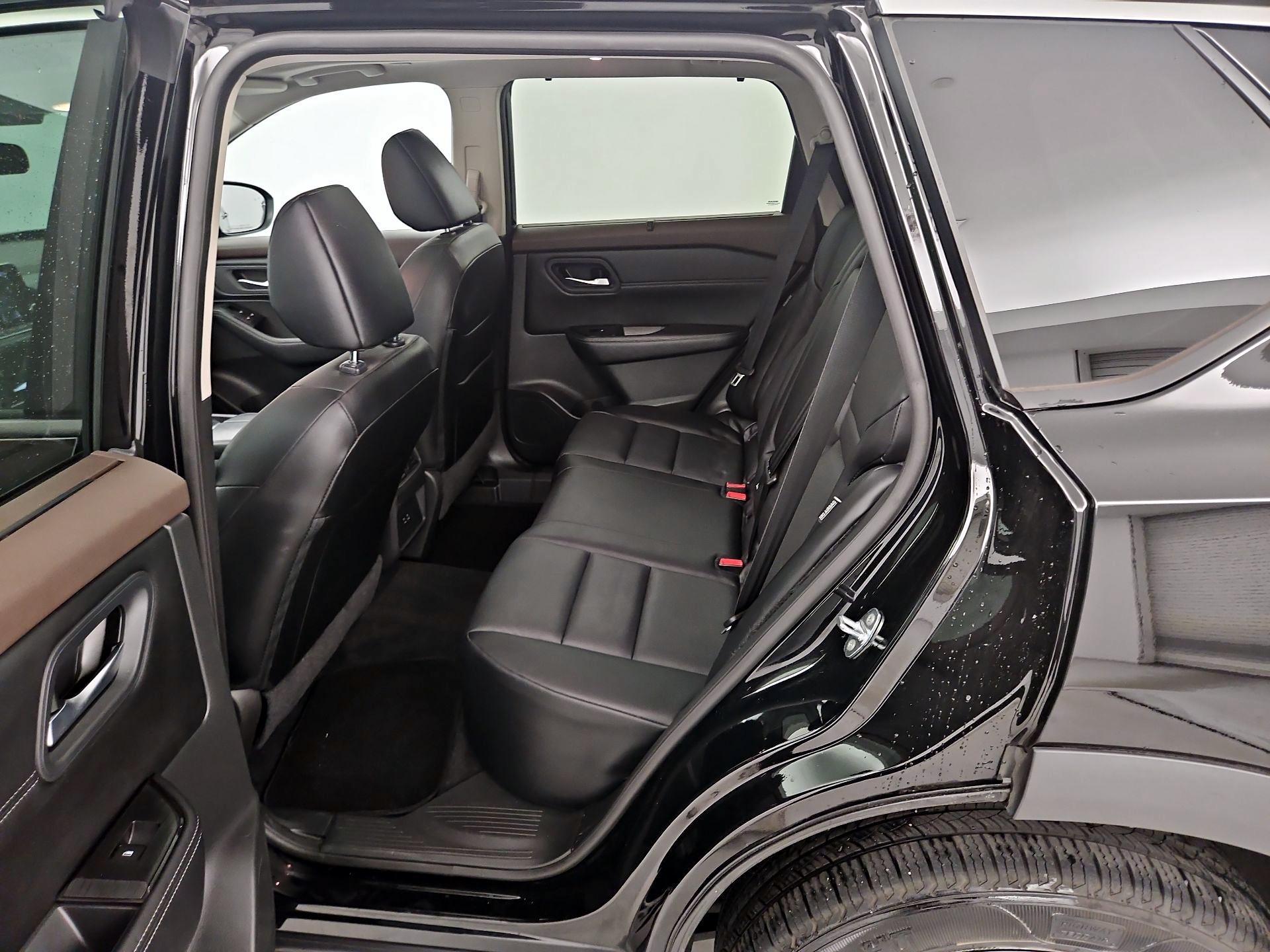 Thumbnail: 2023 Nissan Rogue - 20