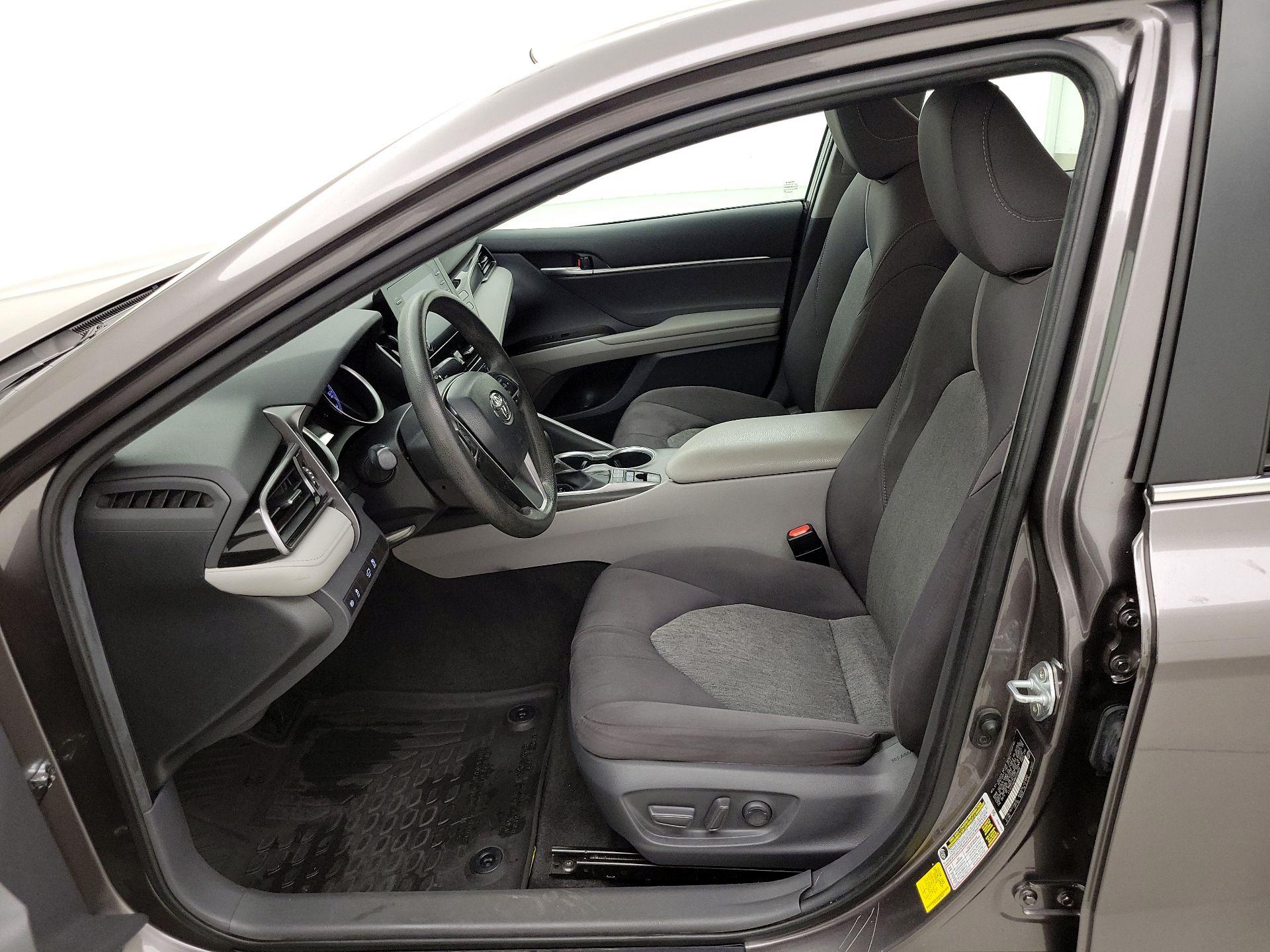 Thumbnail: 2021 Toyota Camry - 11