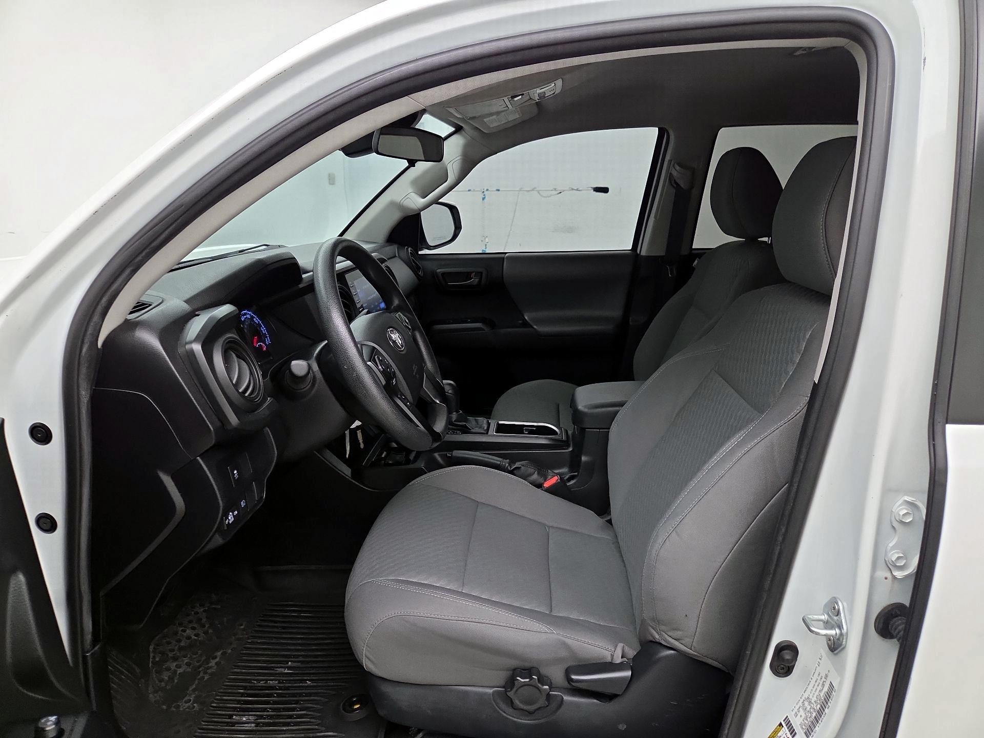 Thumbnail: 2021 Toyota Tacoma - 11