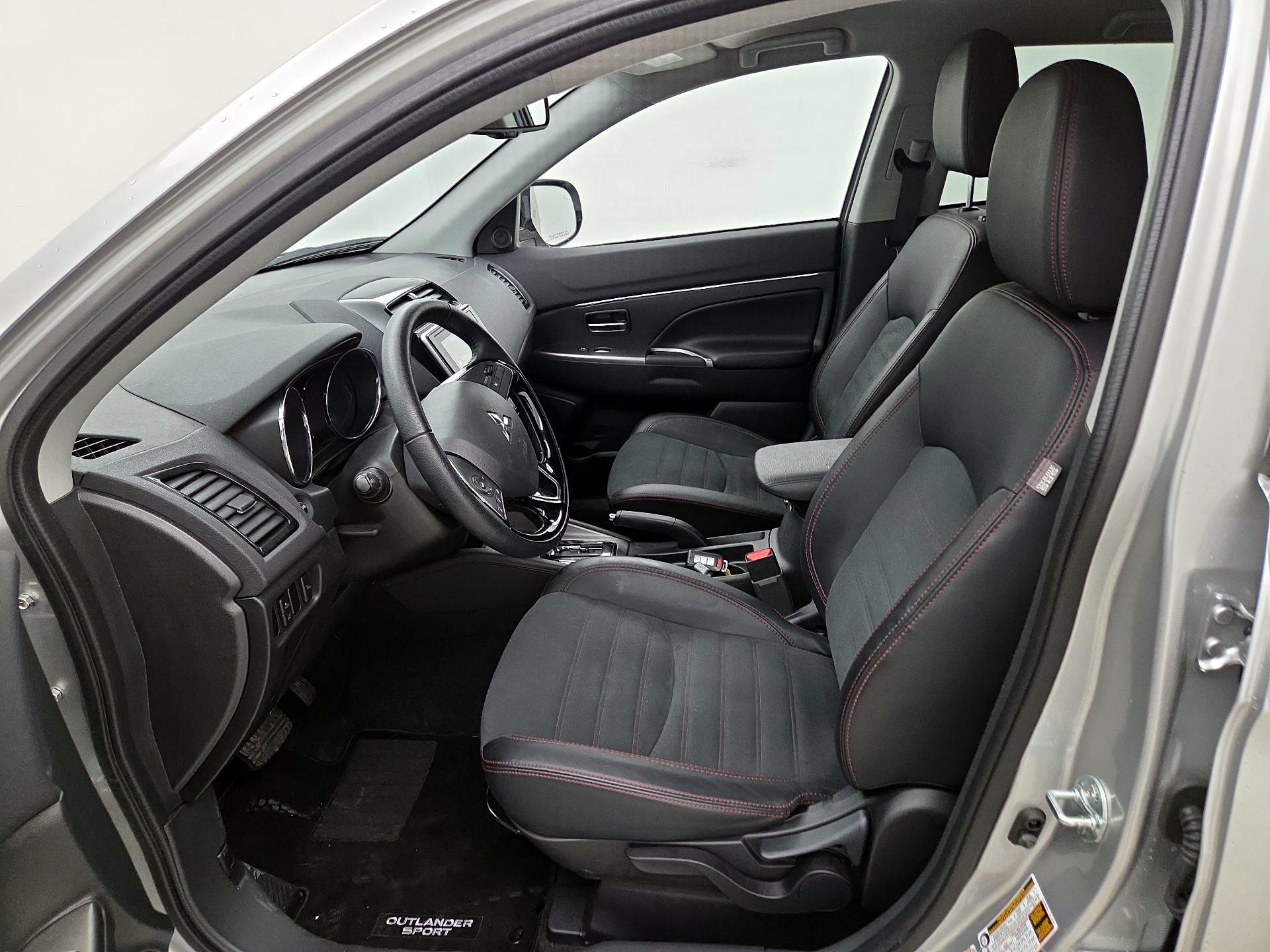 Thumbnail: 2024 Mitsubishi Outlander Sport - 11