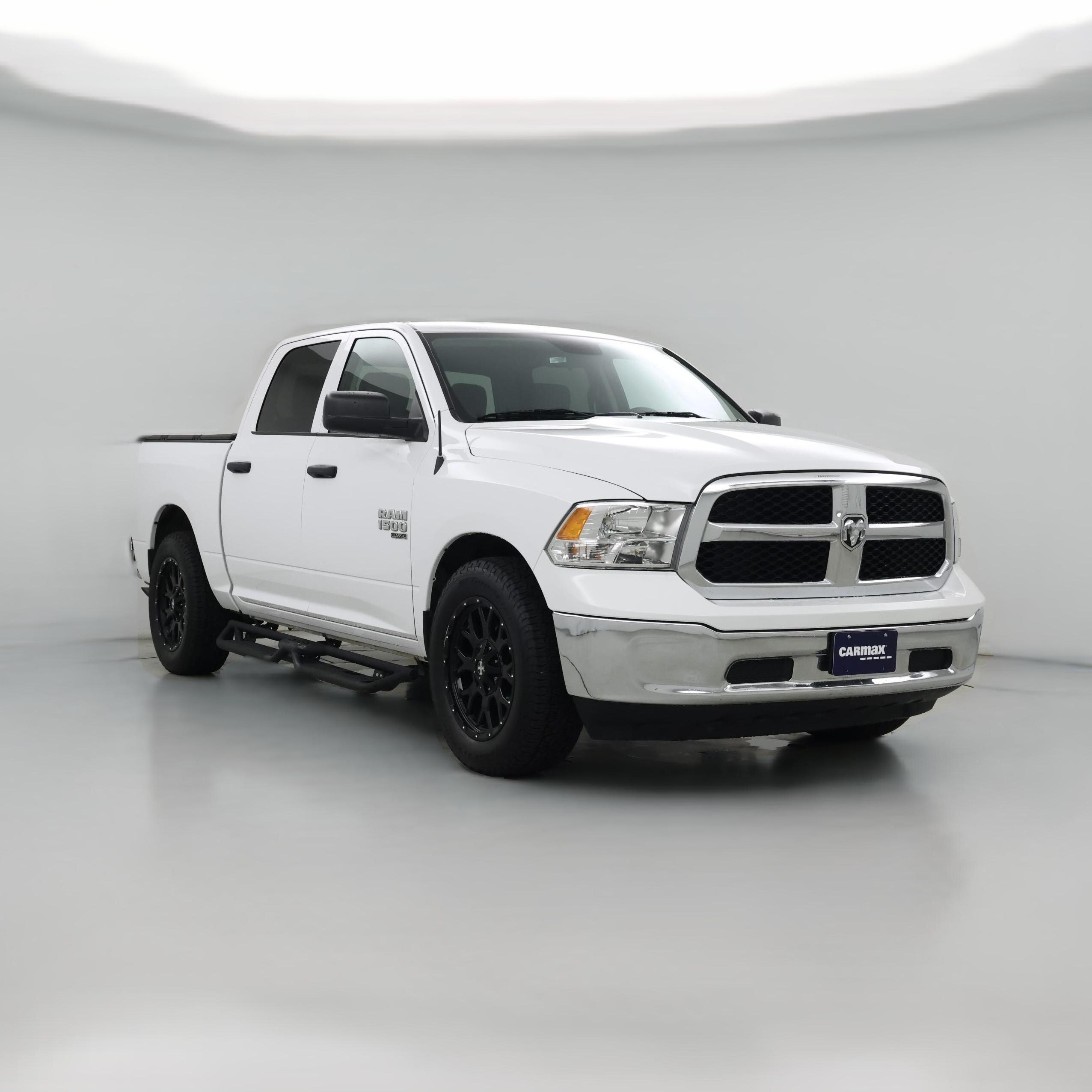 Thumbnail: 2022 RAM 1500 Classic - 1