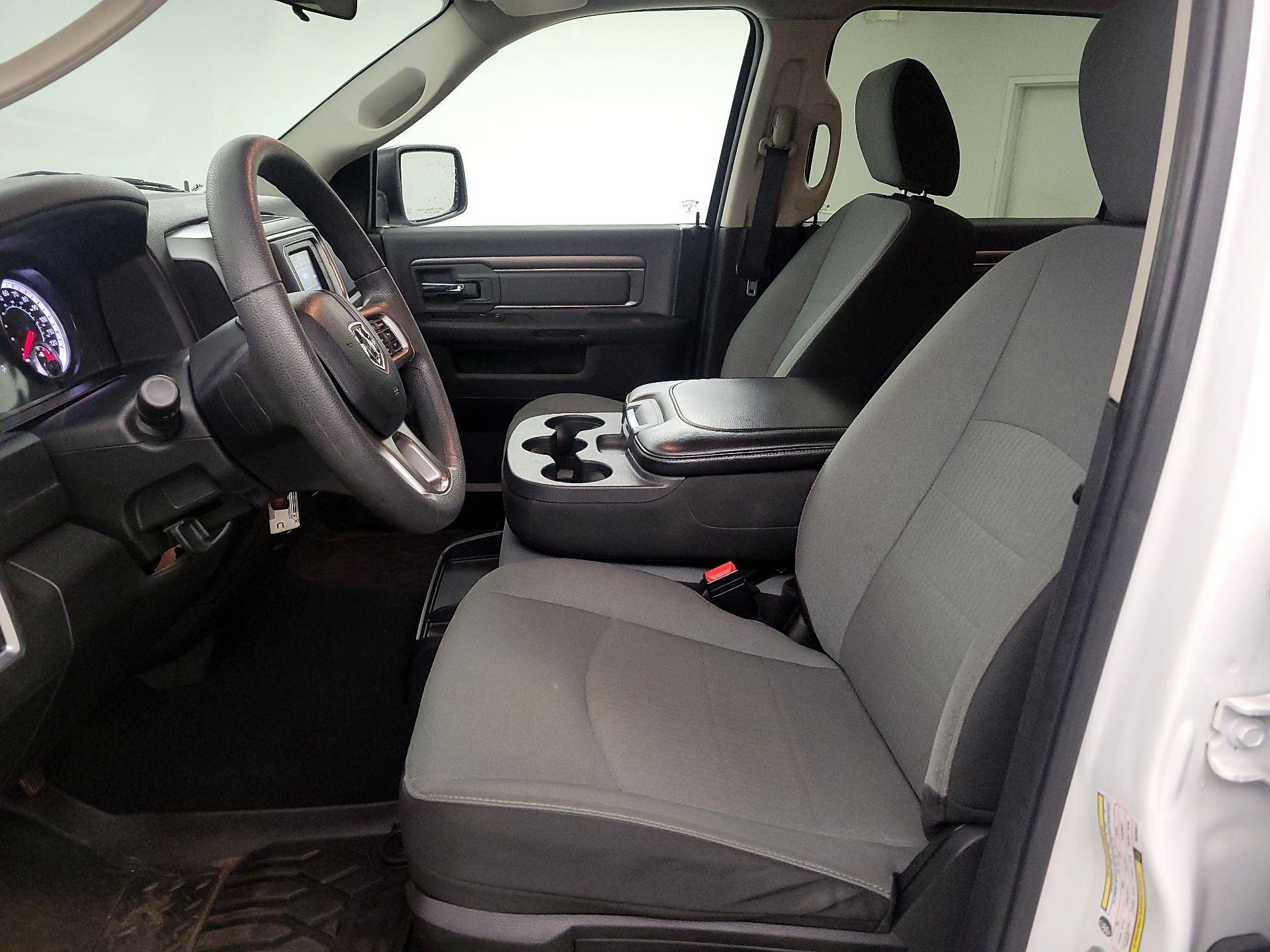 Thumbnail: 2022 RAM 1500 Classic - 11