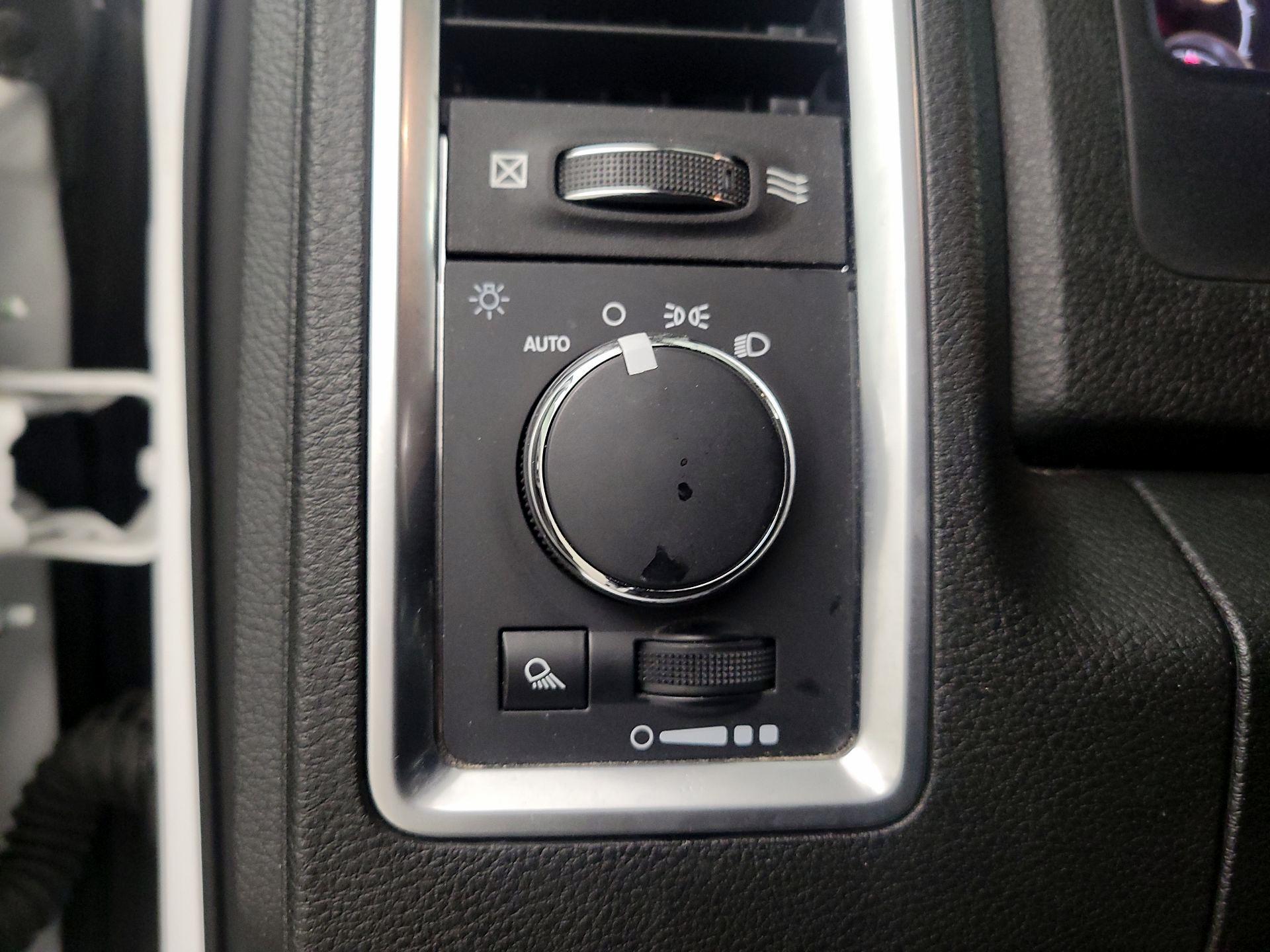 Thumbnail: 2022 RAM 1500 Classic - 13