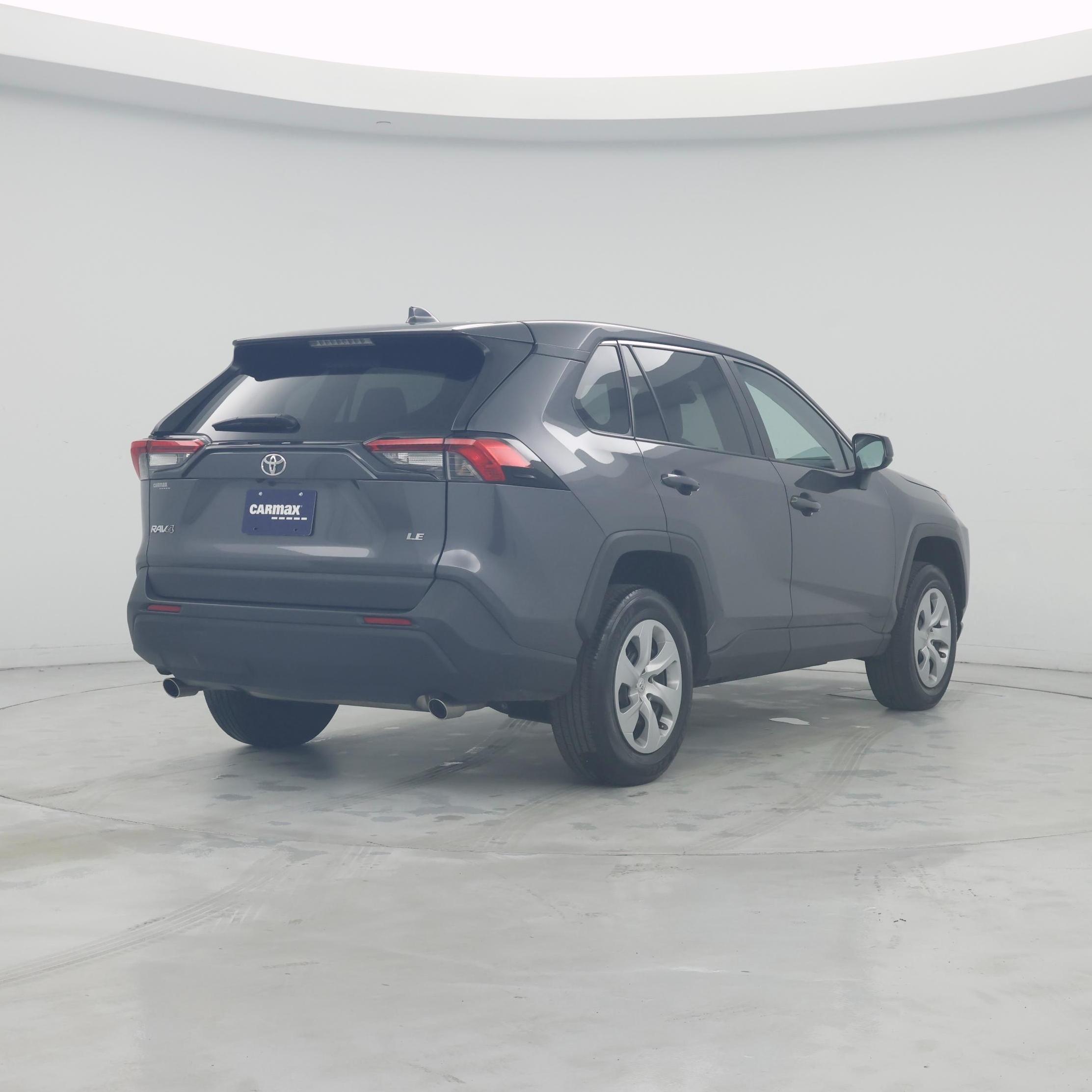 Thumbnail: 2022 Toyota RAV4 - 8