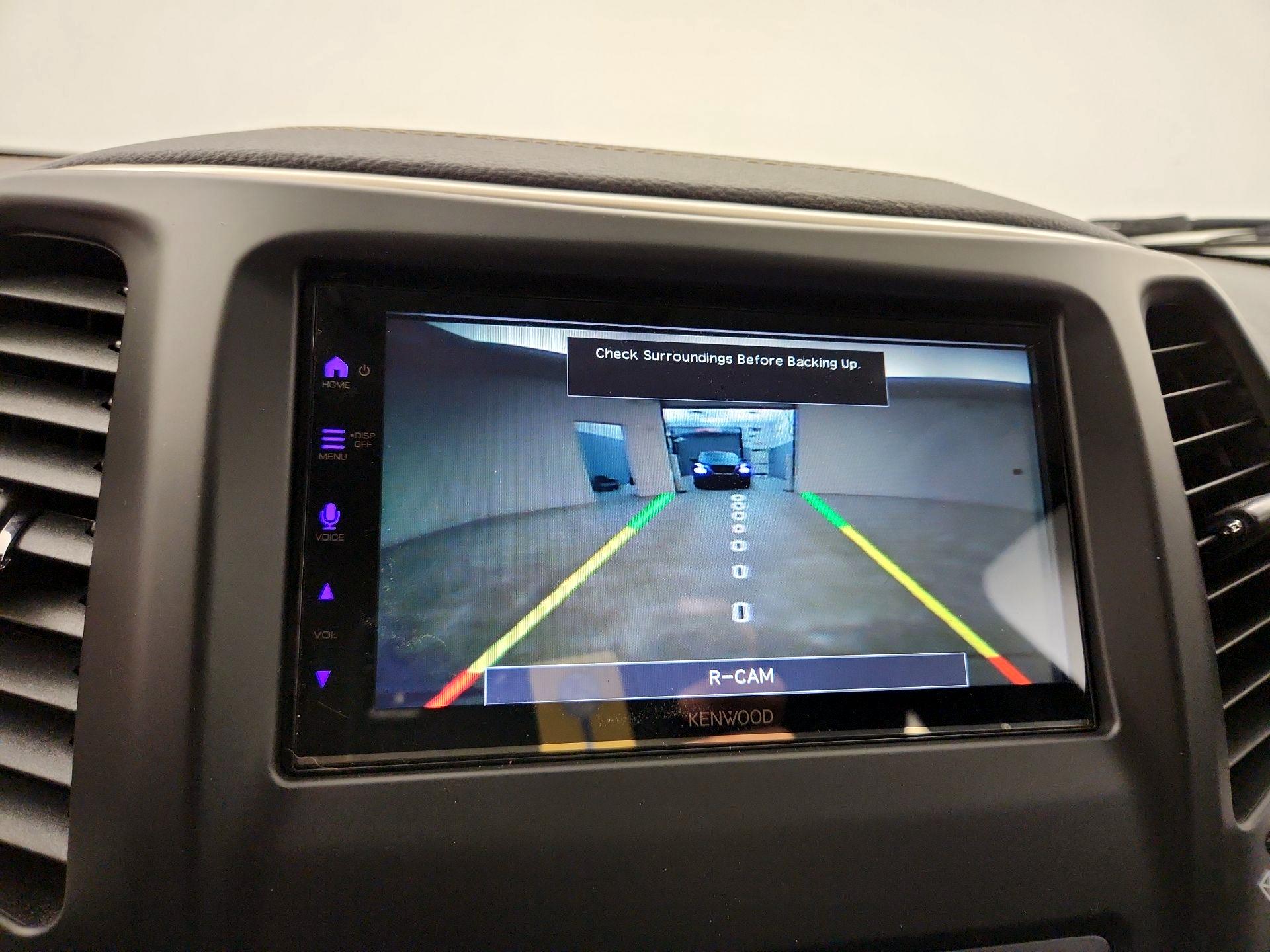 Thumbnail: 2017 Jeep Cherokee - 14